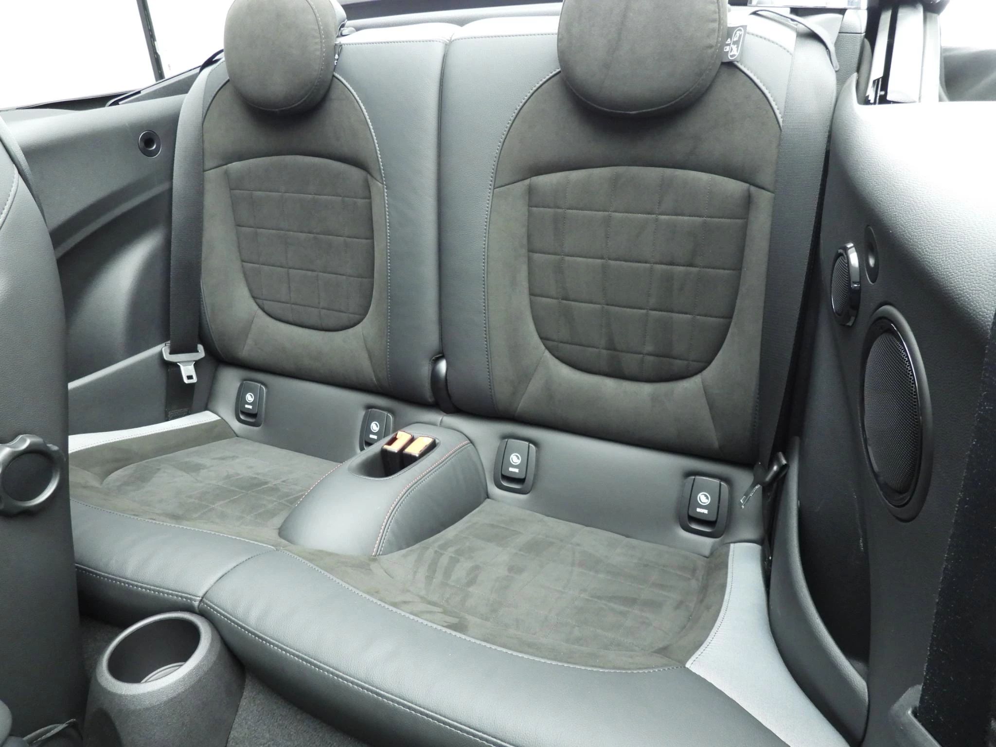 Hoofdafbeelding MINI Cooper Cabrio
