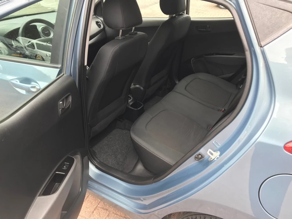 Hoofdafbeelding Hyundai i10