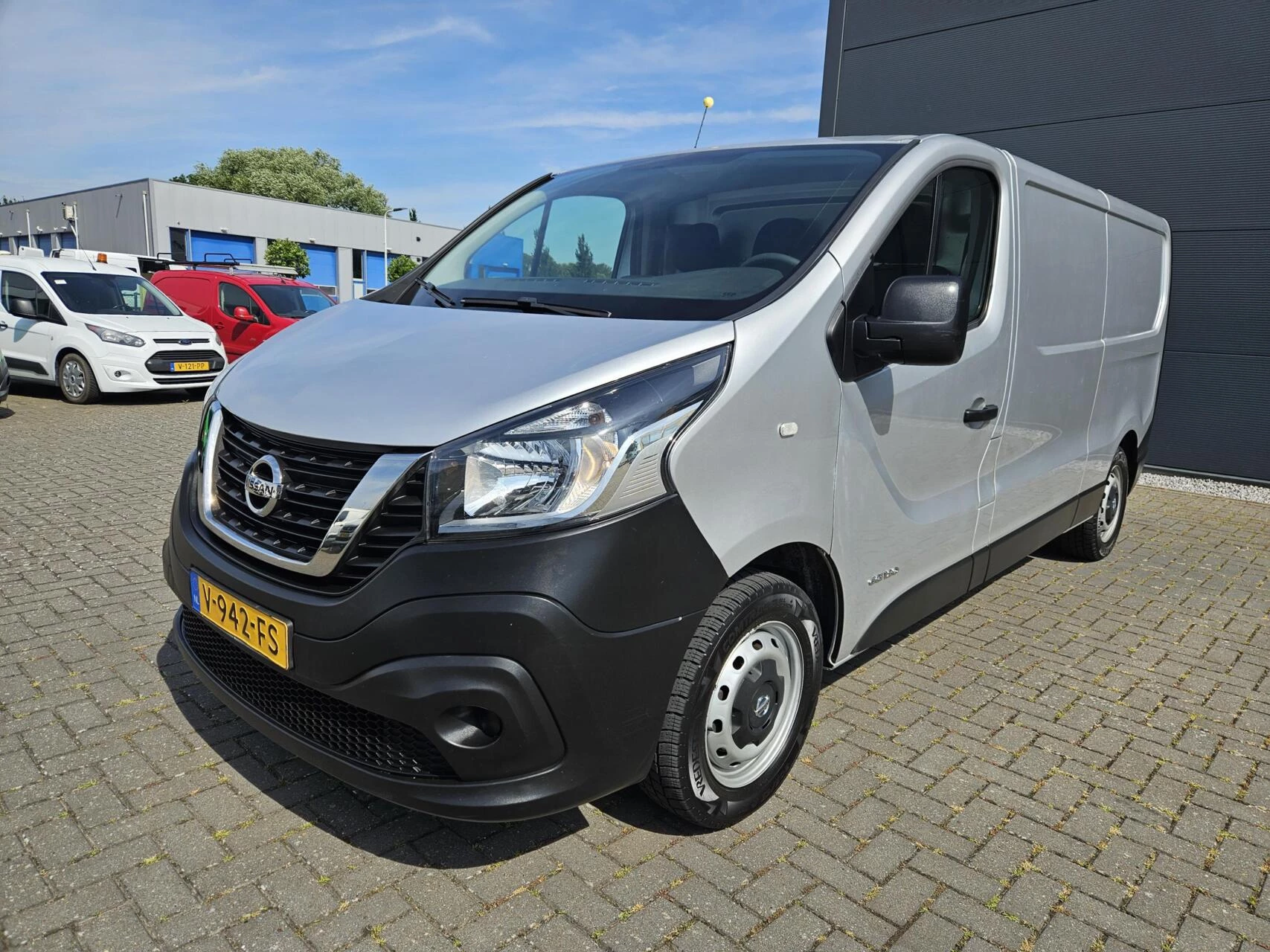 Hoofdafbeelding Nissan NV300
