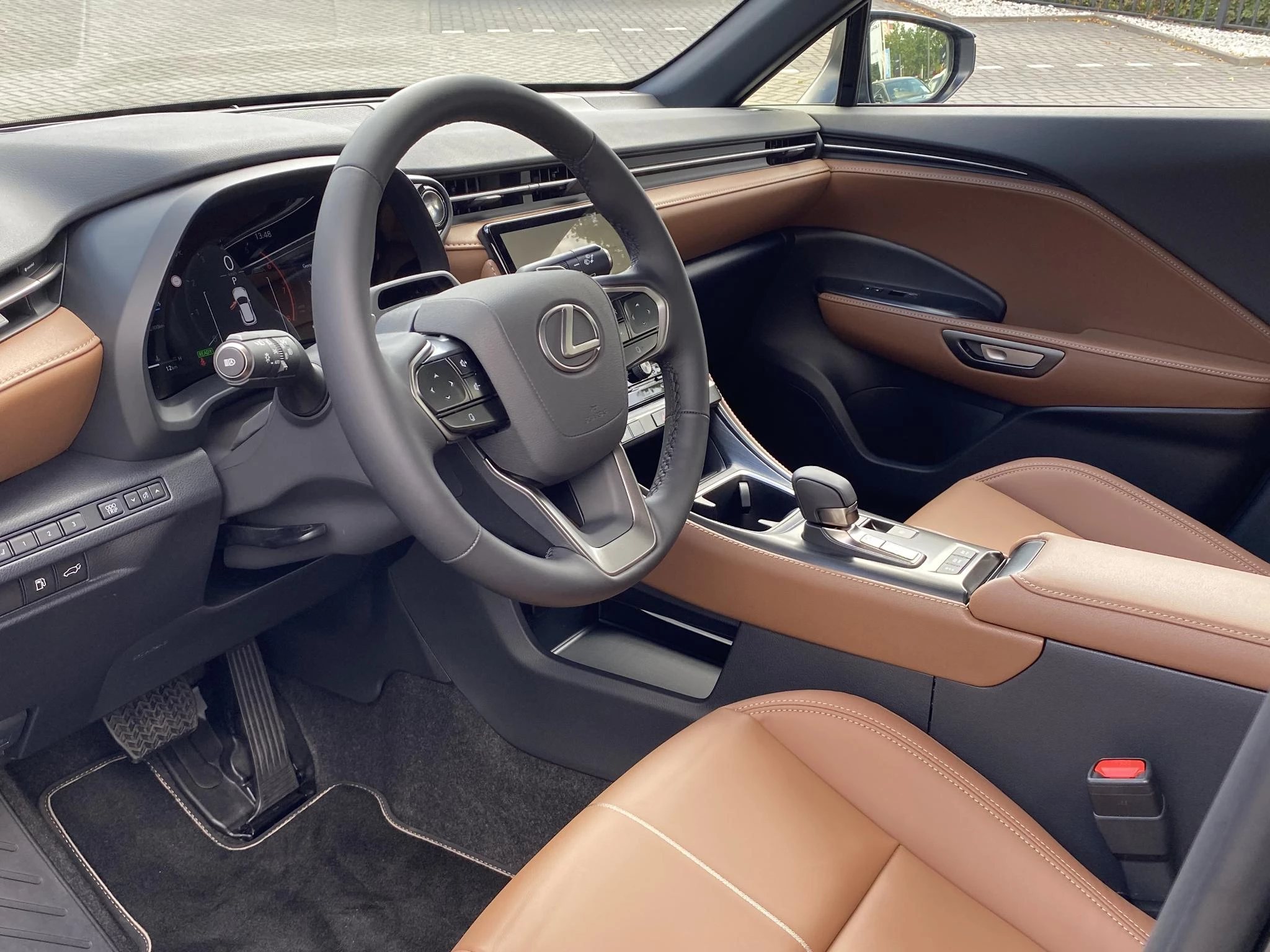 Hoofdafbeelding Lexus LBX