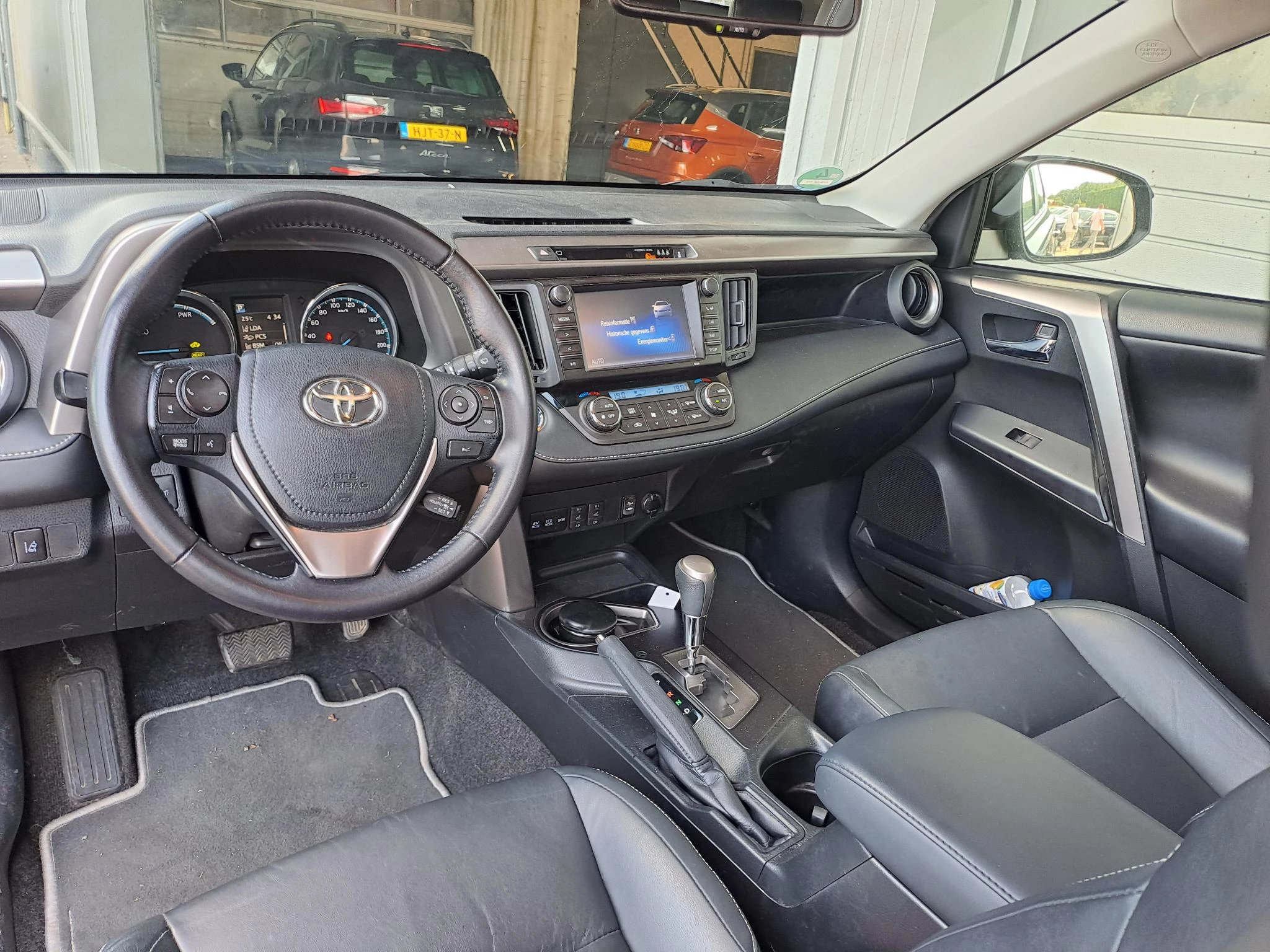 Hoofdafbeelding Toyota RAV4