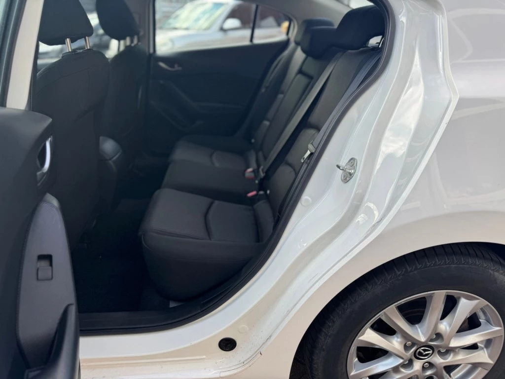 Hoofdafbeelding Mazda 3