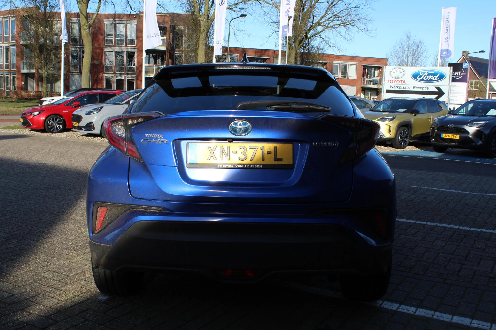 Hoofdafbeelding Toyota C-HR