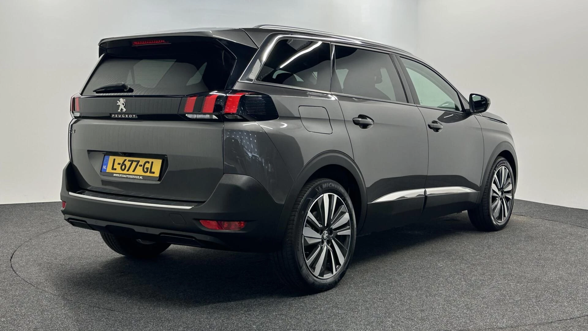Hoofdafbeelding Peugeot 5008