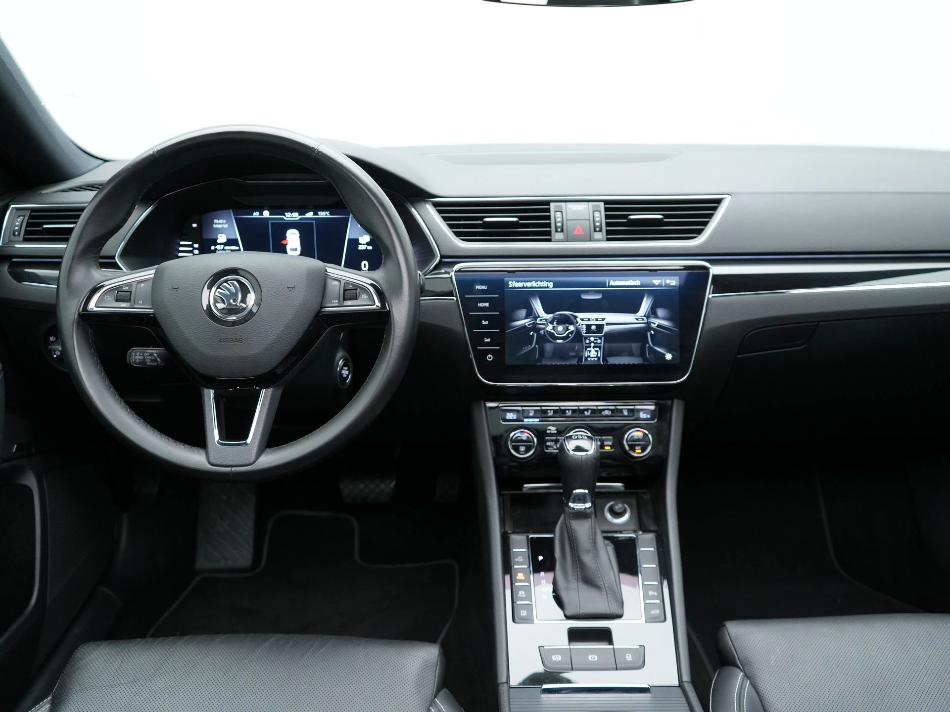 Hoofdafbeelding Škoda Superb