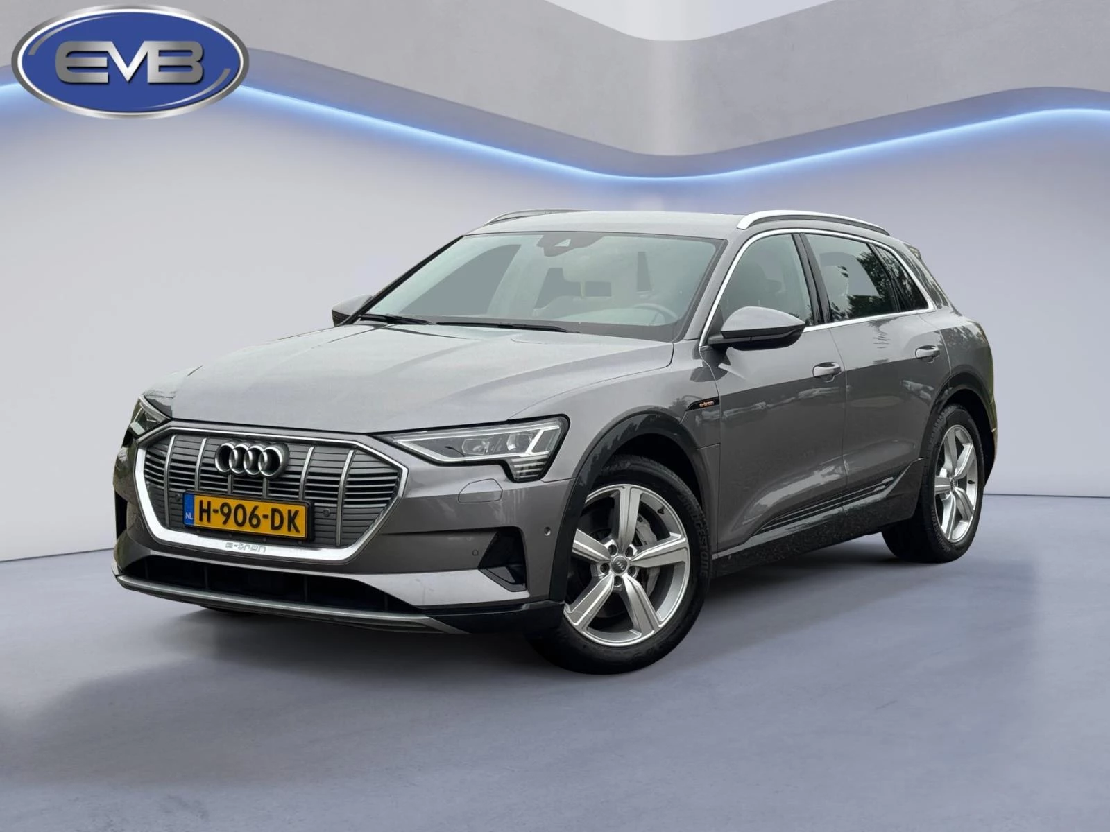 Hoofdafbeelding Audi e-tron