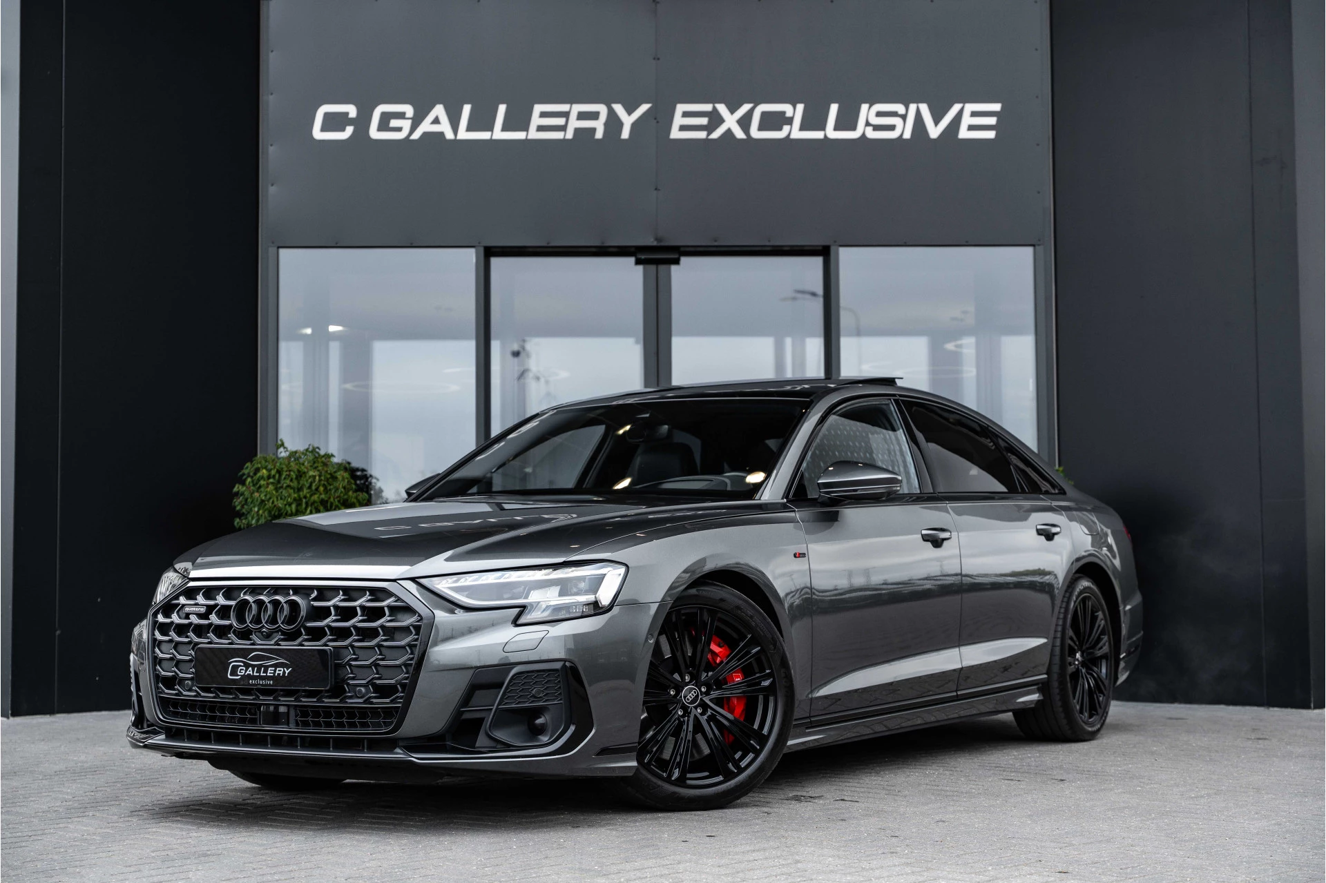 Hoofdafbeelding Audi A8