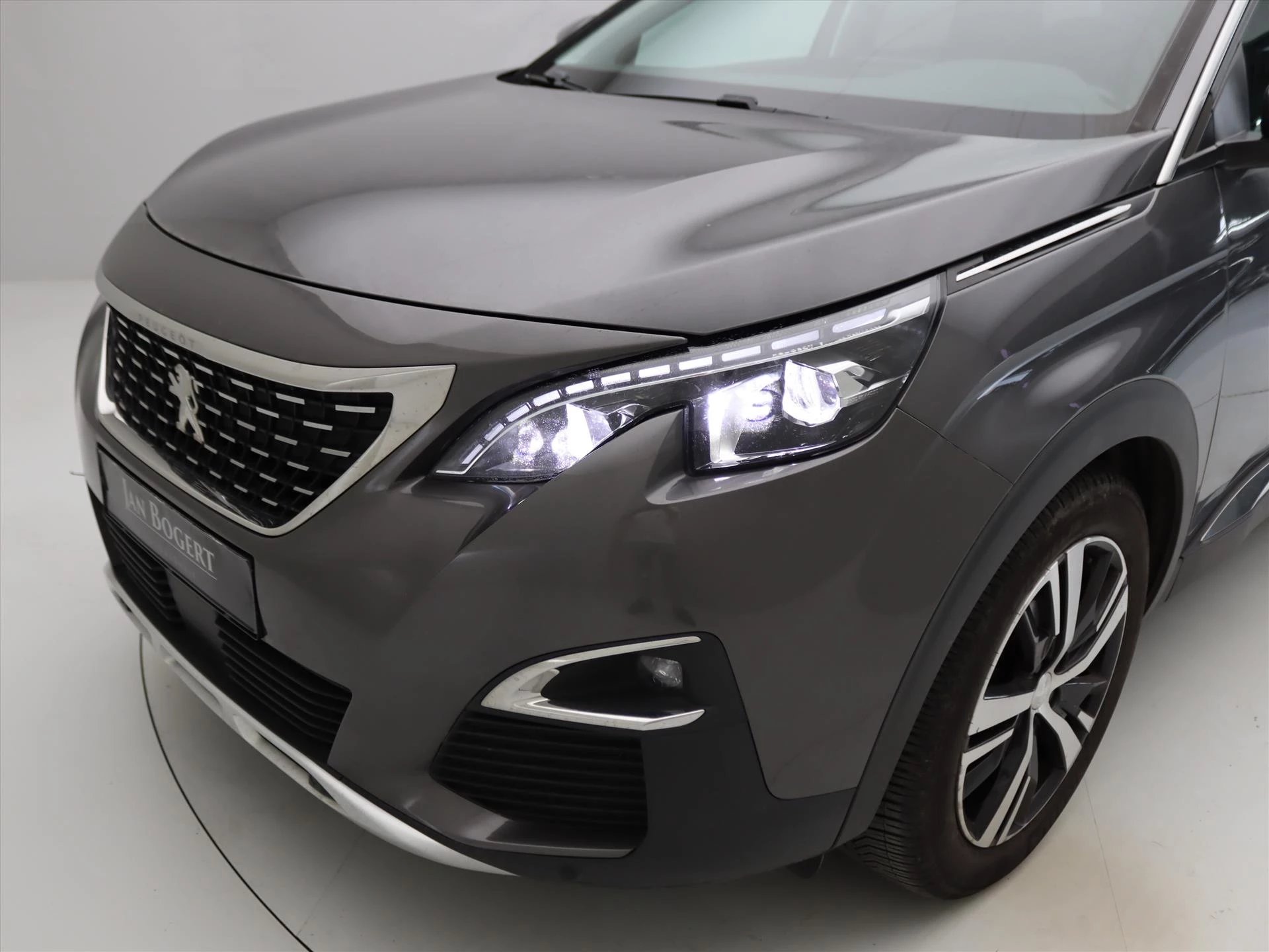 Hoofdafbeelding Peugeot 5008