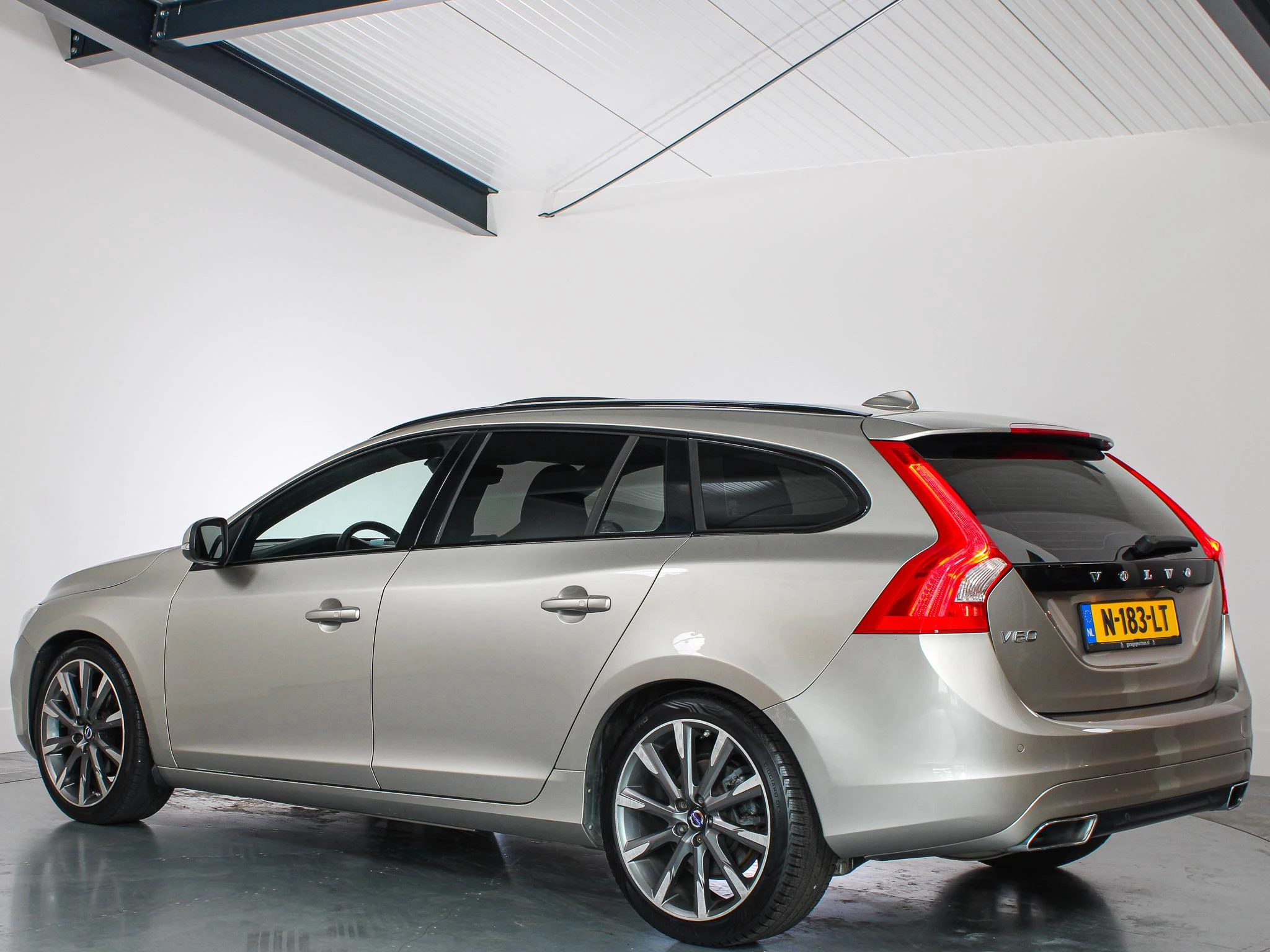 Hoofdafbeelding Volvo V60