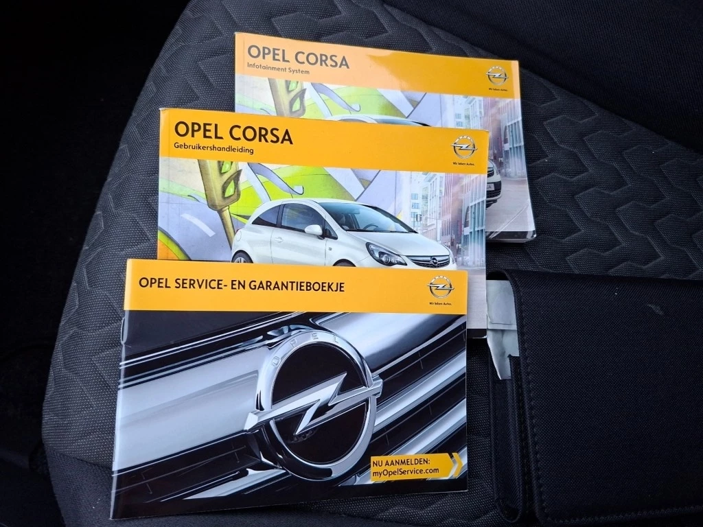 Hoofdafbeelding Opel Corsa