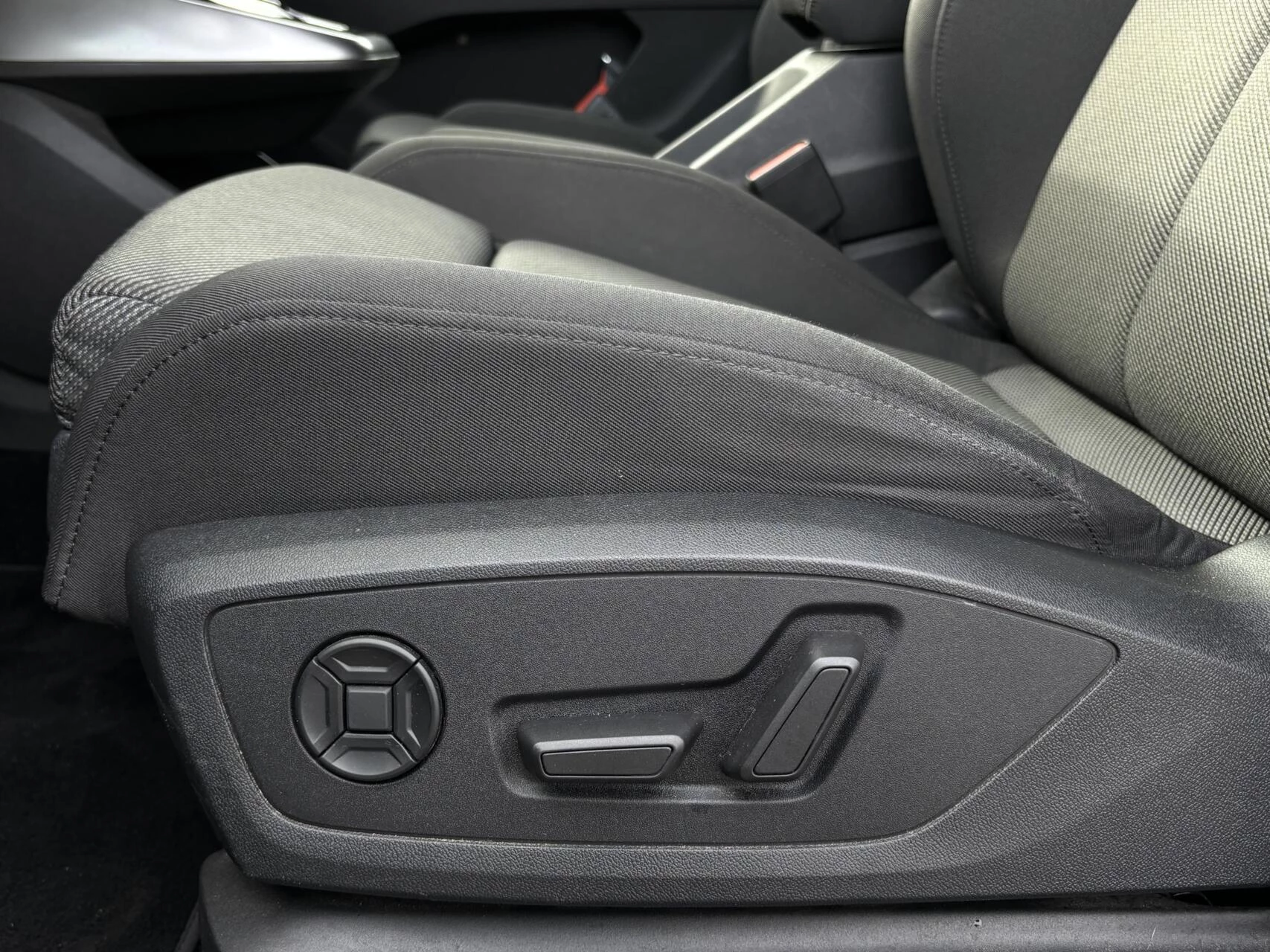 Hoofdafbeelding Audi Q4 e-tron