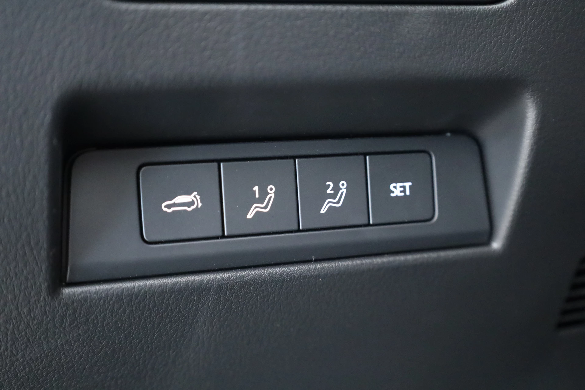 Hoofdafbeelding Mazda CX-60