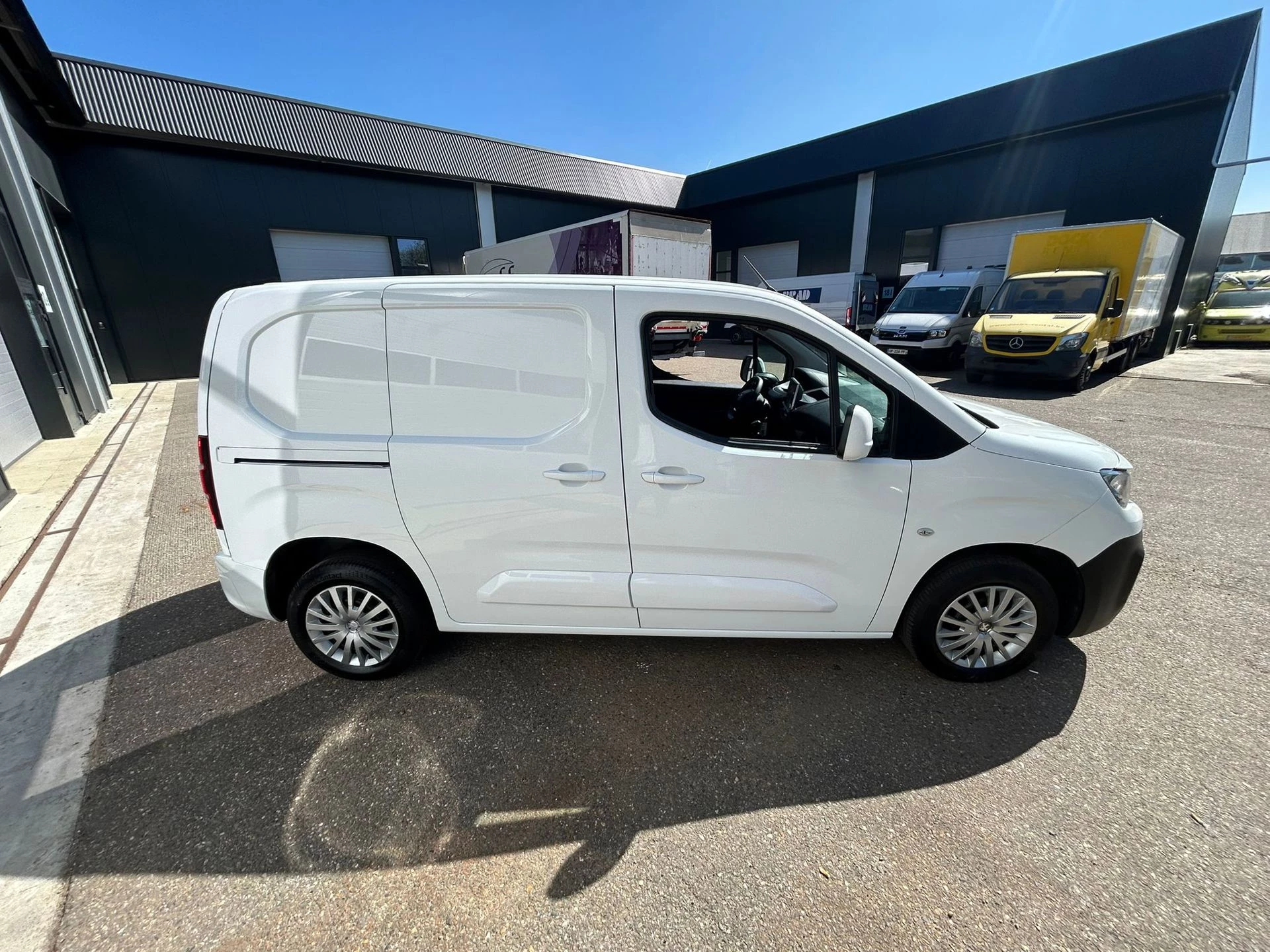 Hoofdafbeelding Peugeot Partner