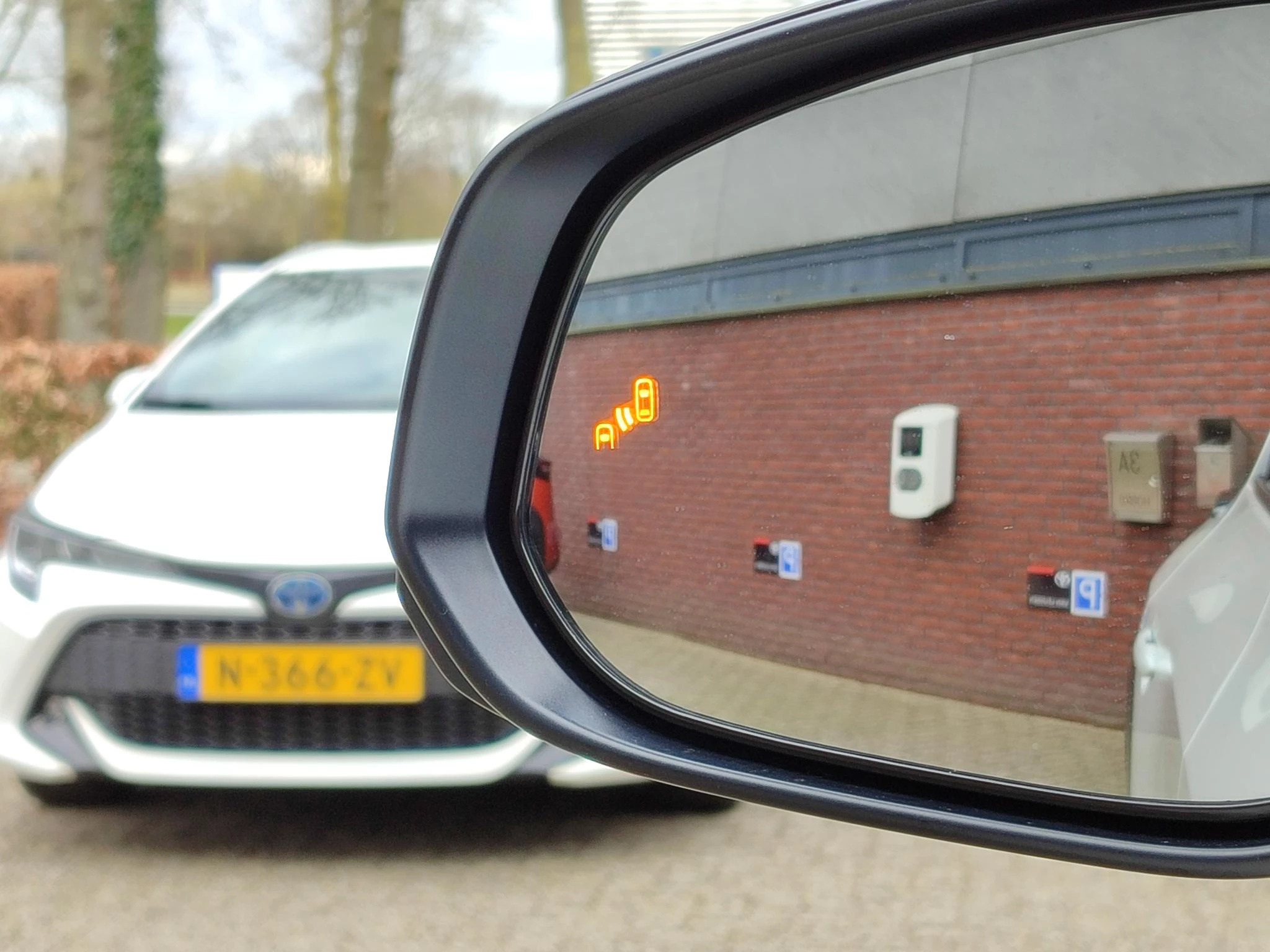 Hoofdafbeelding Toyota bZ4X