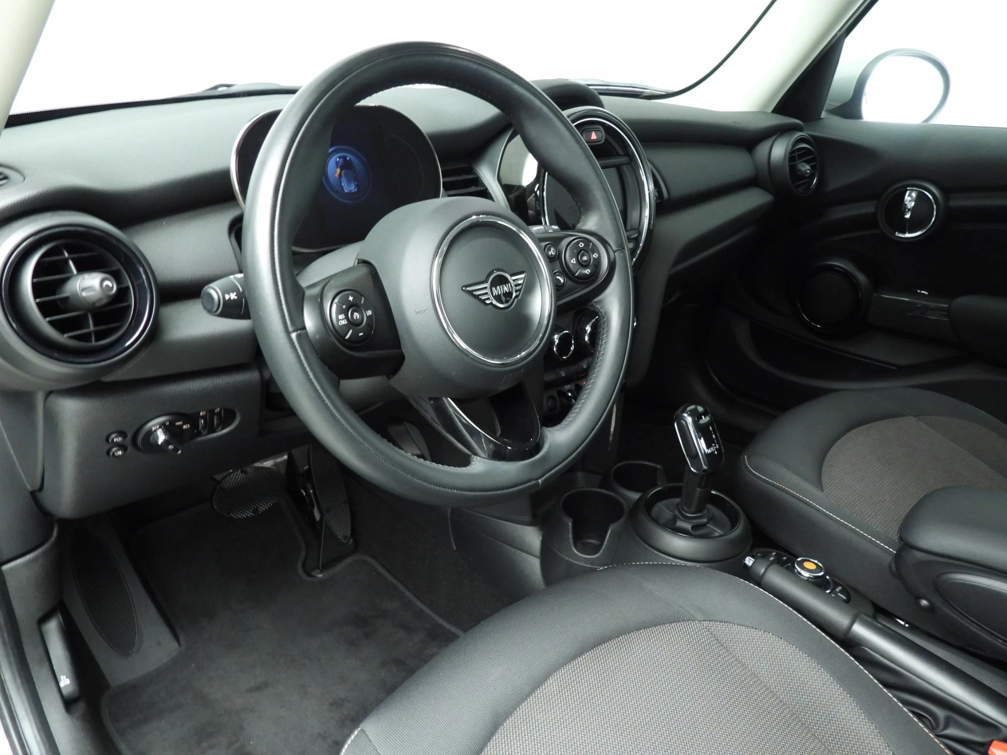 Hoofdafbeelding MINI 5-deurs