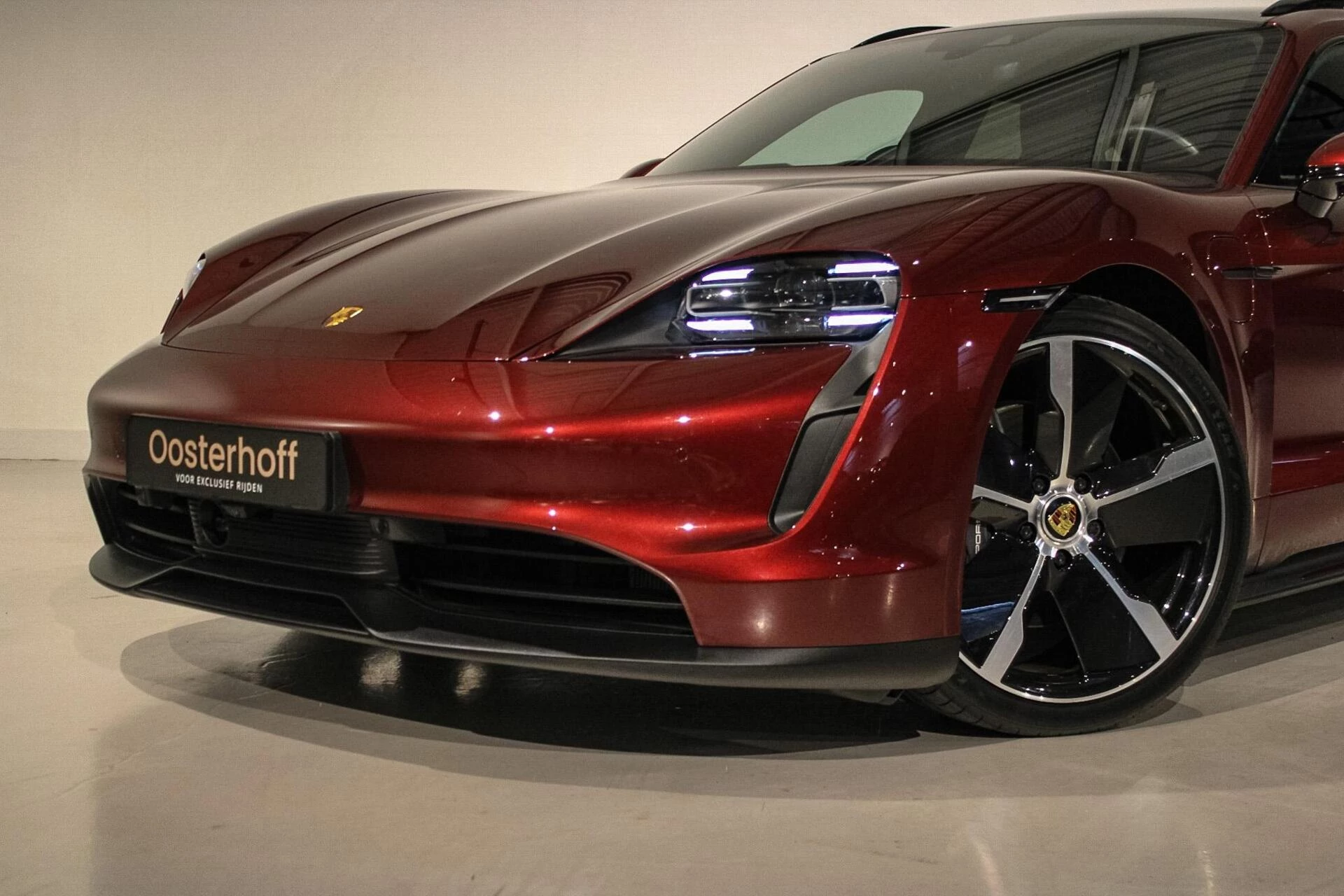 Hoofdafbeelding Porsche Taycan