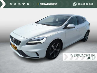 Volvo V40 1.5 T3 Polar+ Sport | DAB | Panoramadak | Stoelverwarming | Parkeersensoren V+A | Parkeercamera | Keyless entry/start | Harman/Kardon | Volvo on Call |