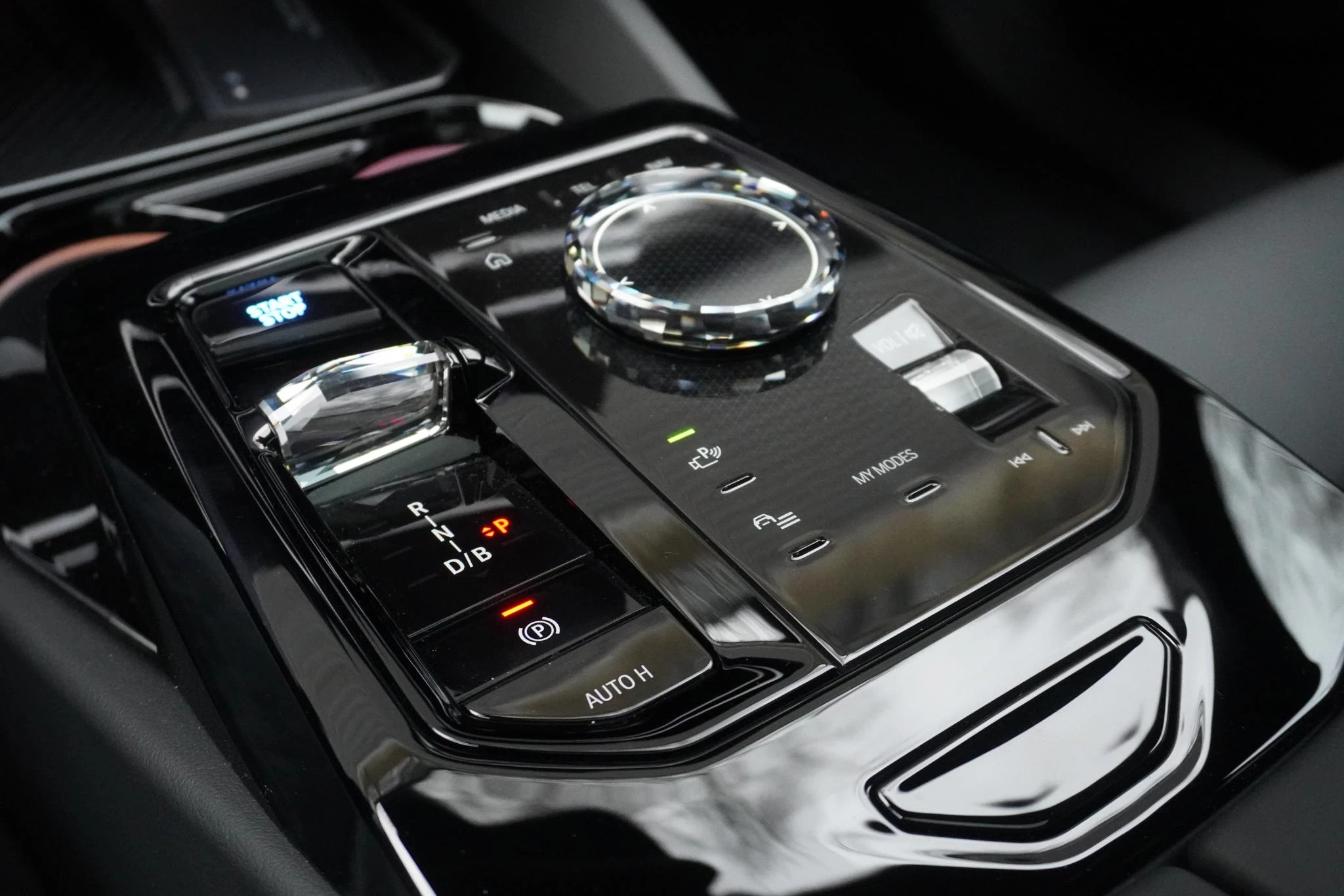 Hoofdafbeelding BMW i5