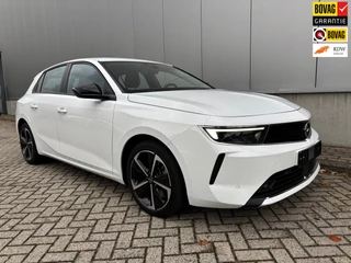 Hoofdafbeelding Opel Astra Opel Astra 1.6 Hybrid Edition Carplay