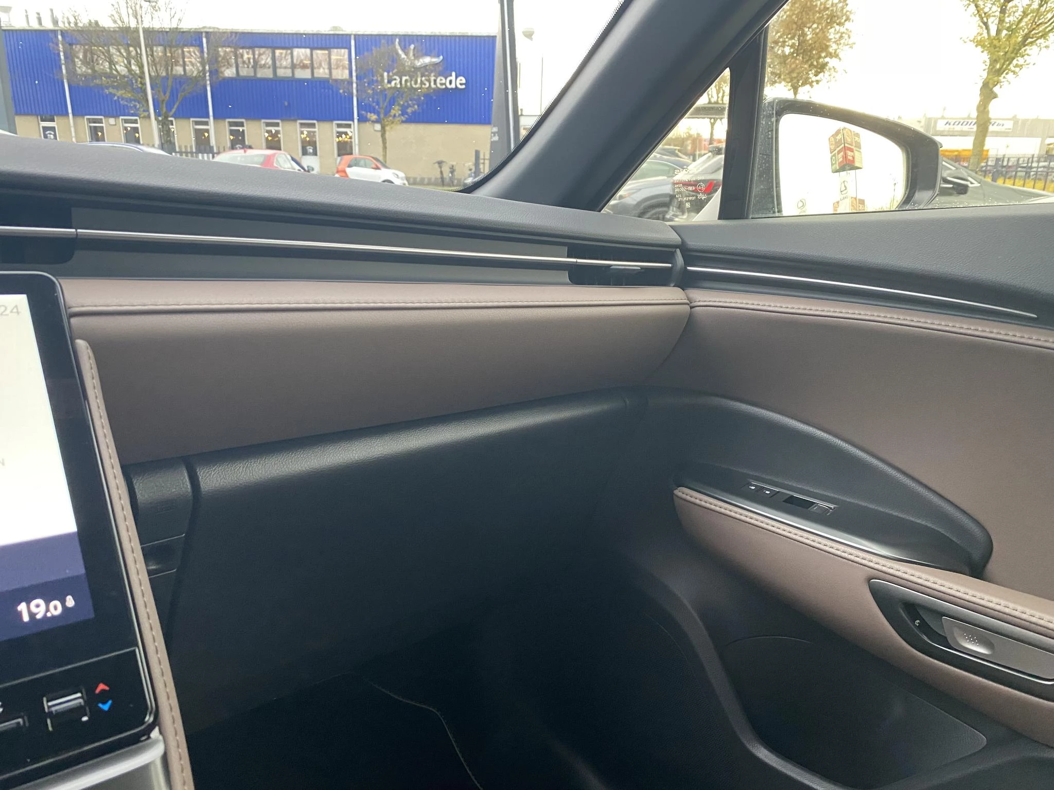 Hoofdafbeelding Lexus LBX