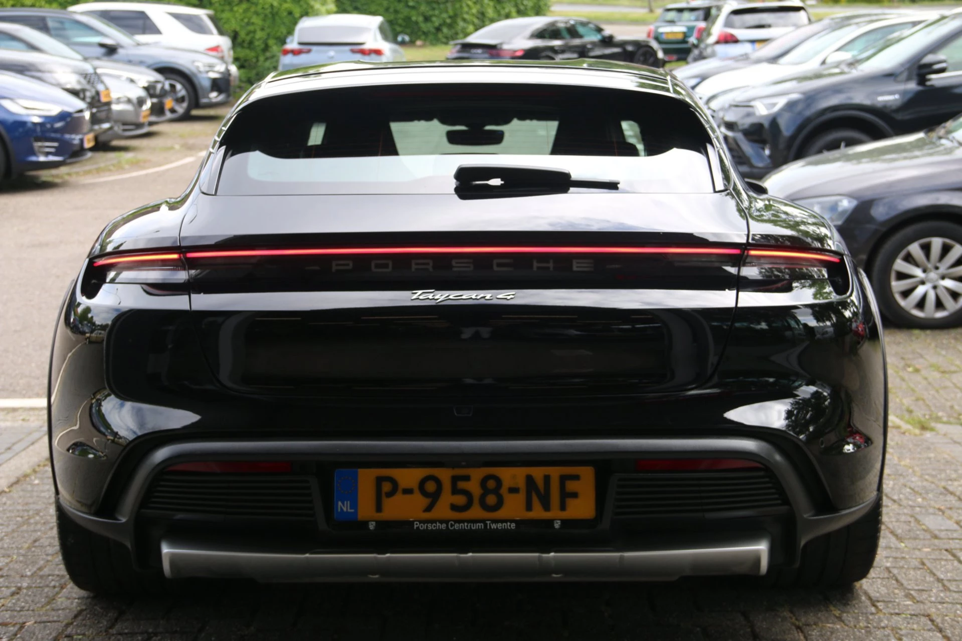 Hoofdafbeelding Porsche Taycan
