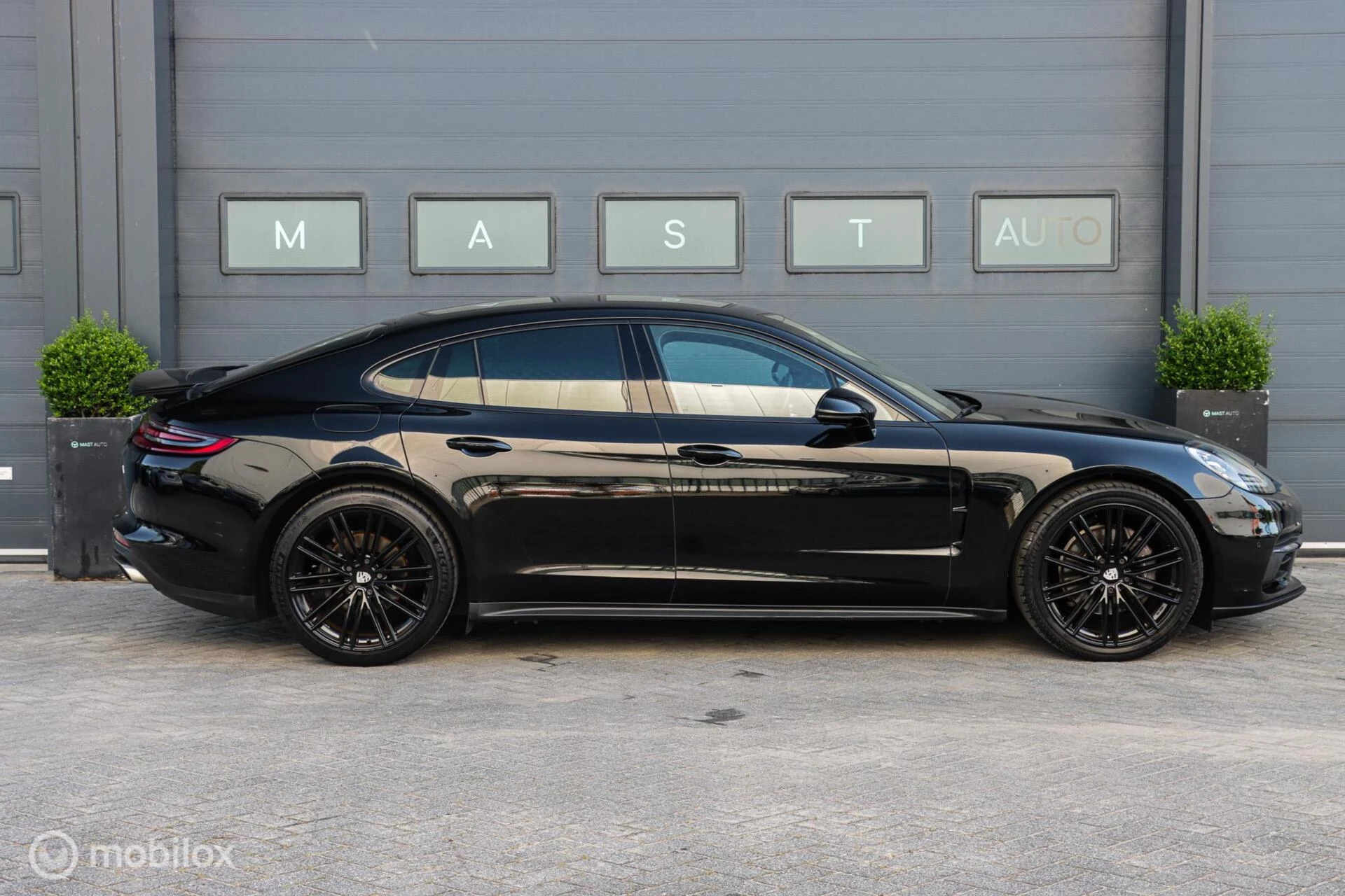 Hoofdafbeelding Porsche Panamera