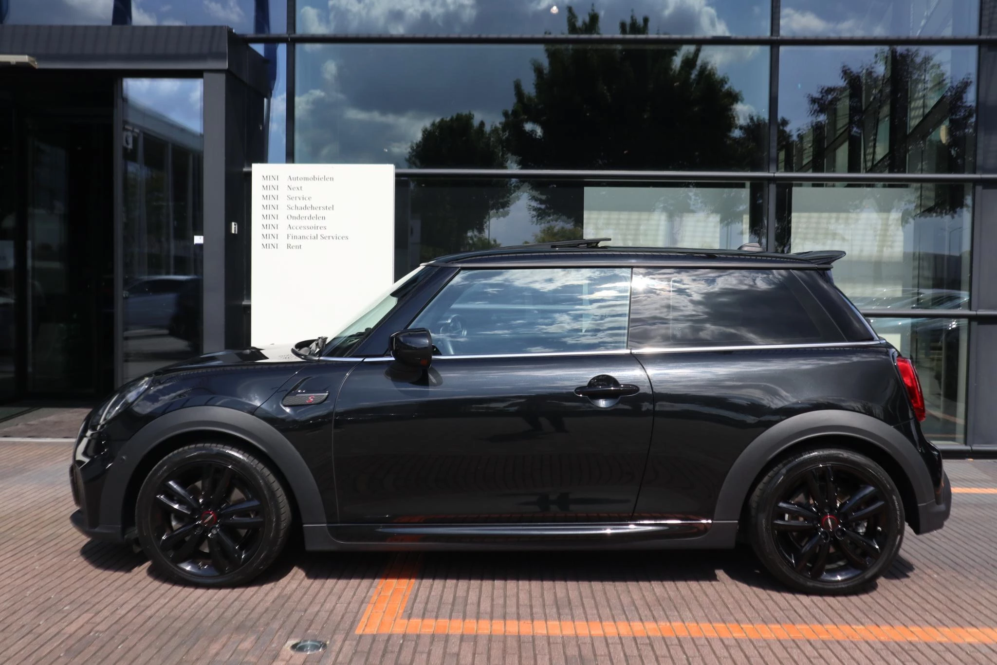 Hoofdafbeelding MINI 3-deurs