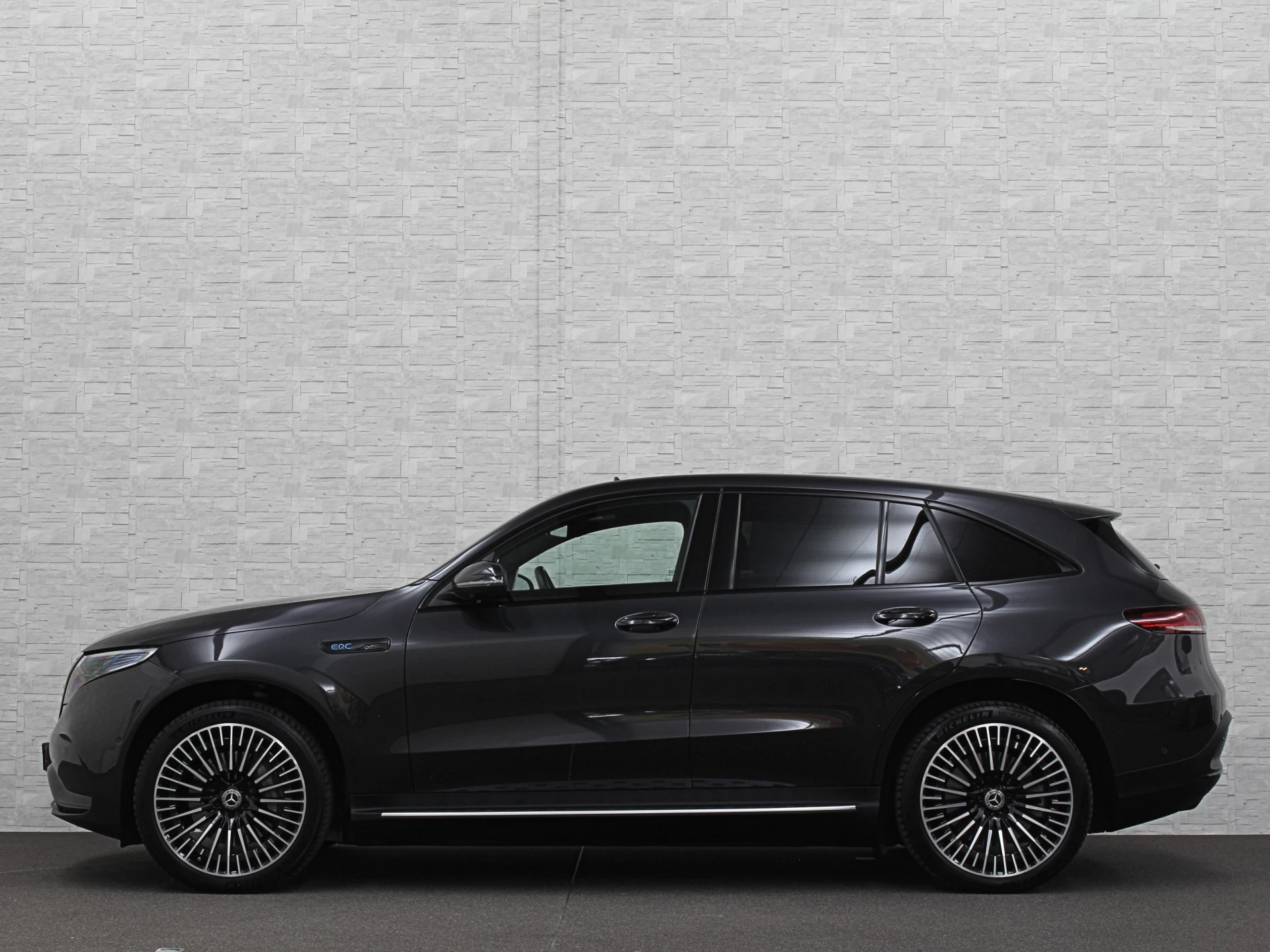 Hoofdafbeelding Mercedes-Benz EQC