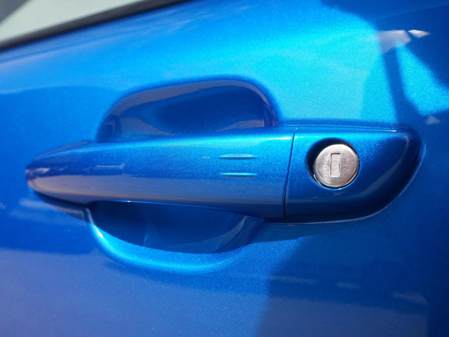 Hoofdafbeelding Peugeot e-2008