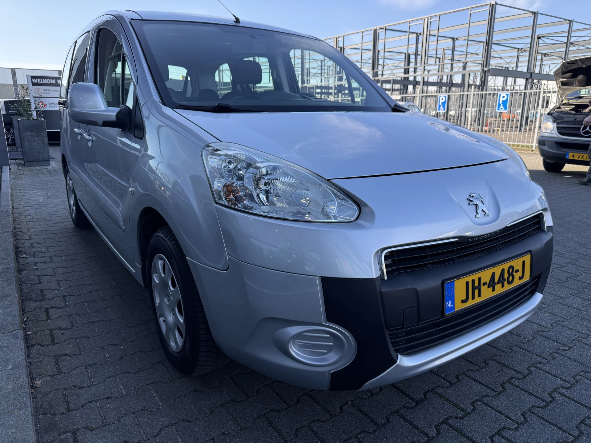 Hoofdafbeelding Peugeot Partner