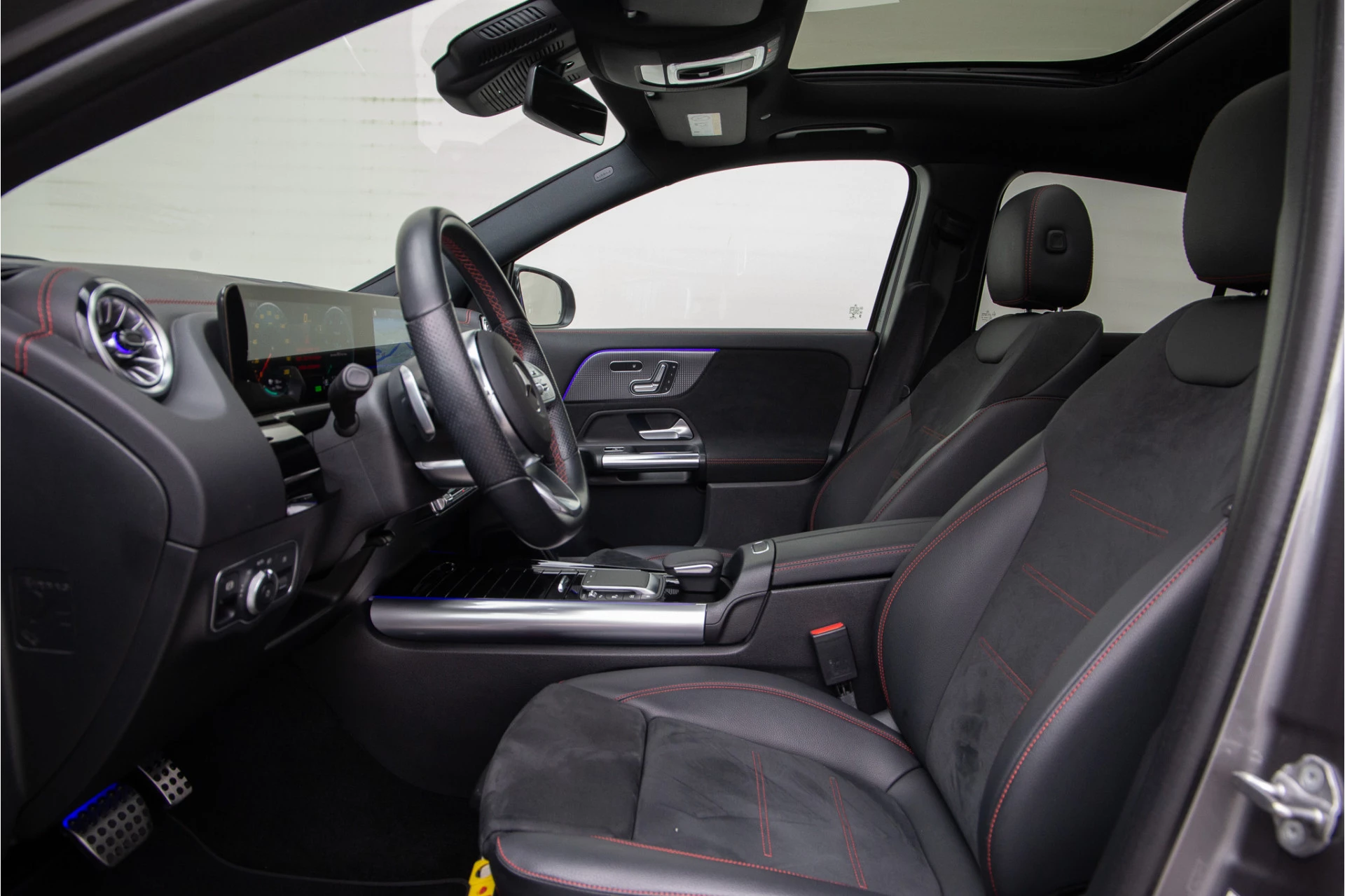 Hoofdafbeelding Mercedes-Benz EQA