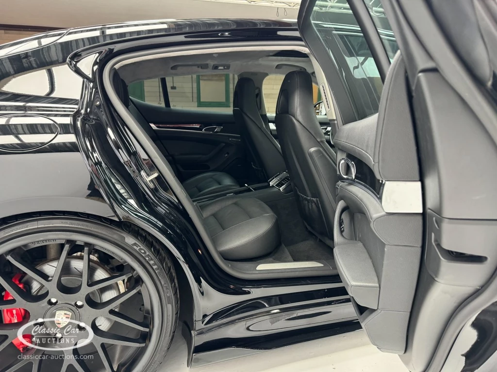 Hoofdafbeelding Porsche Panamera