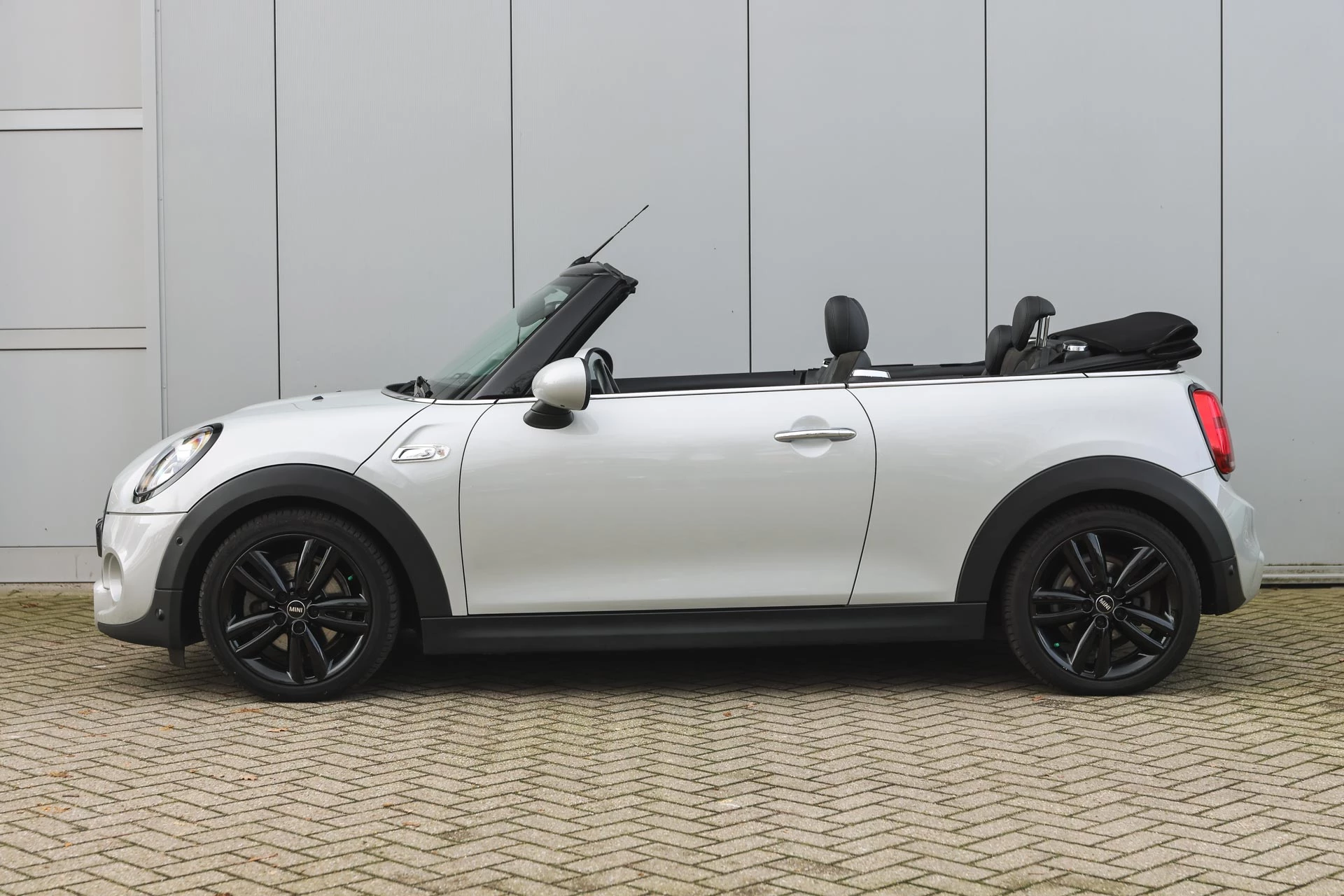 Hoofdafbeelding MINI Cooper S Cabrio