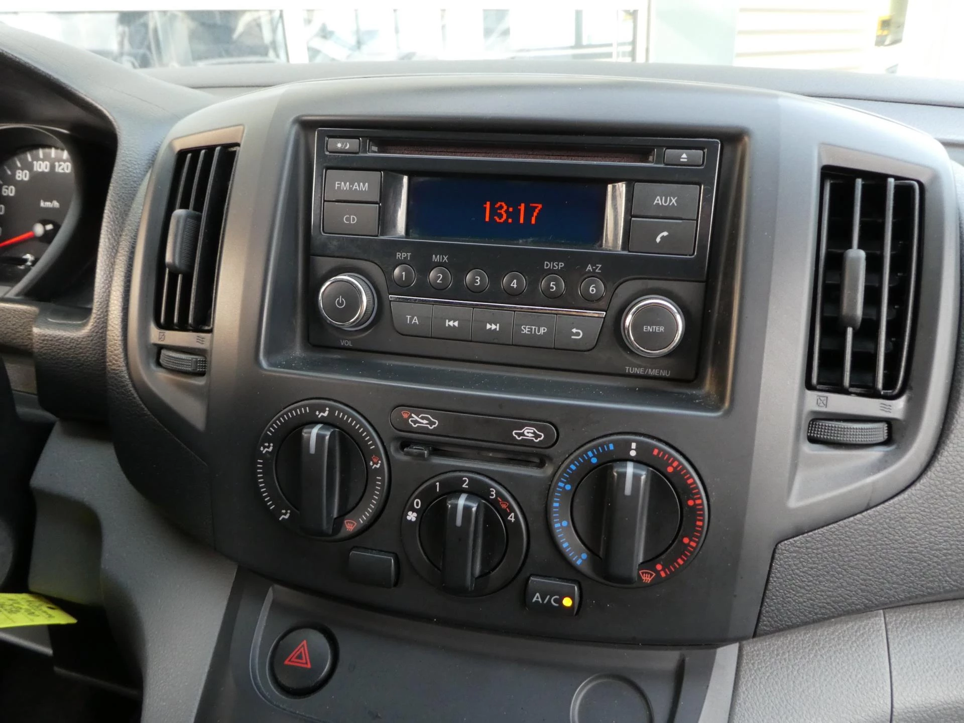 Hoofdafbeelding Nissan NV200