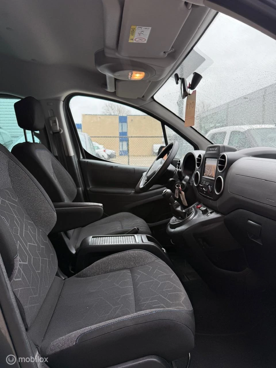 Hoofdafbeelding Peugeot Partner