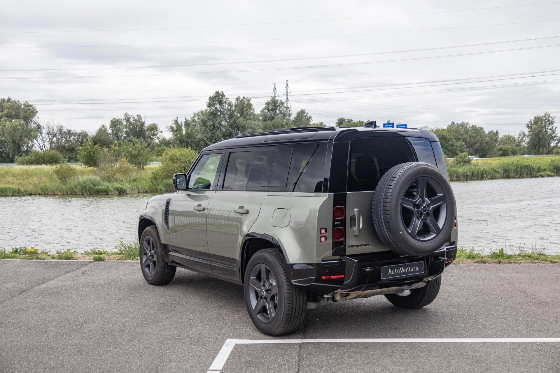 Hoofdafbeelding Land Rover Defender