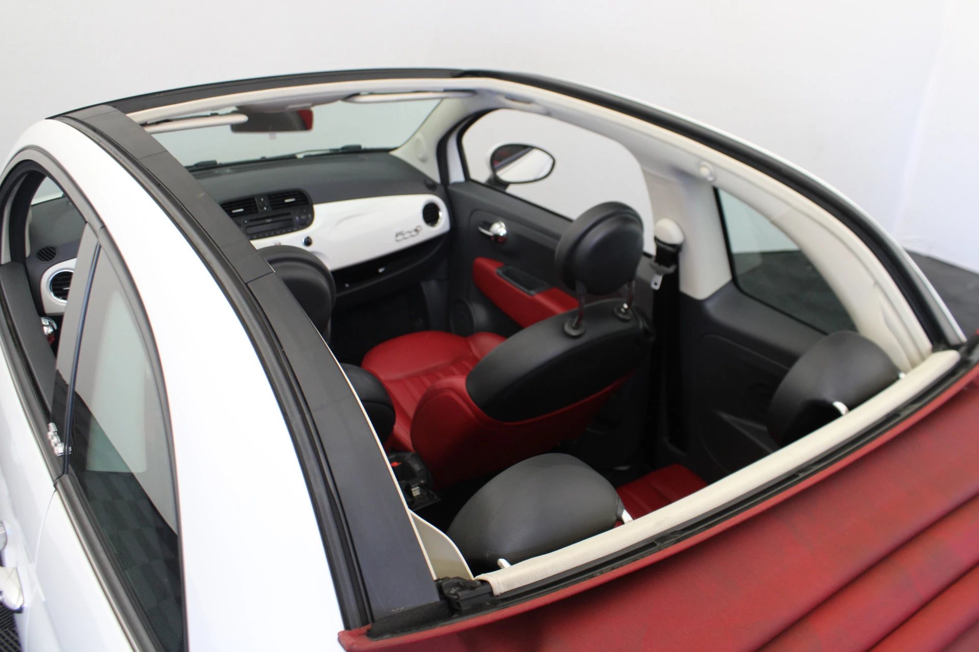 Hoofdafbeelding Fiat 500C