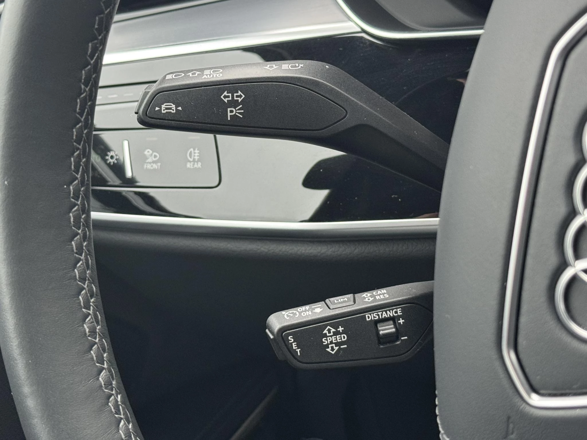 Hoofdafbeelding Audi A8