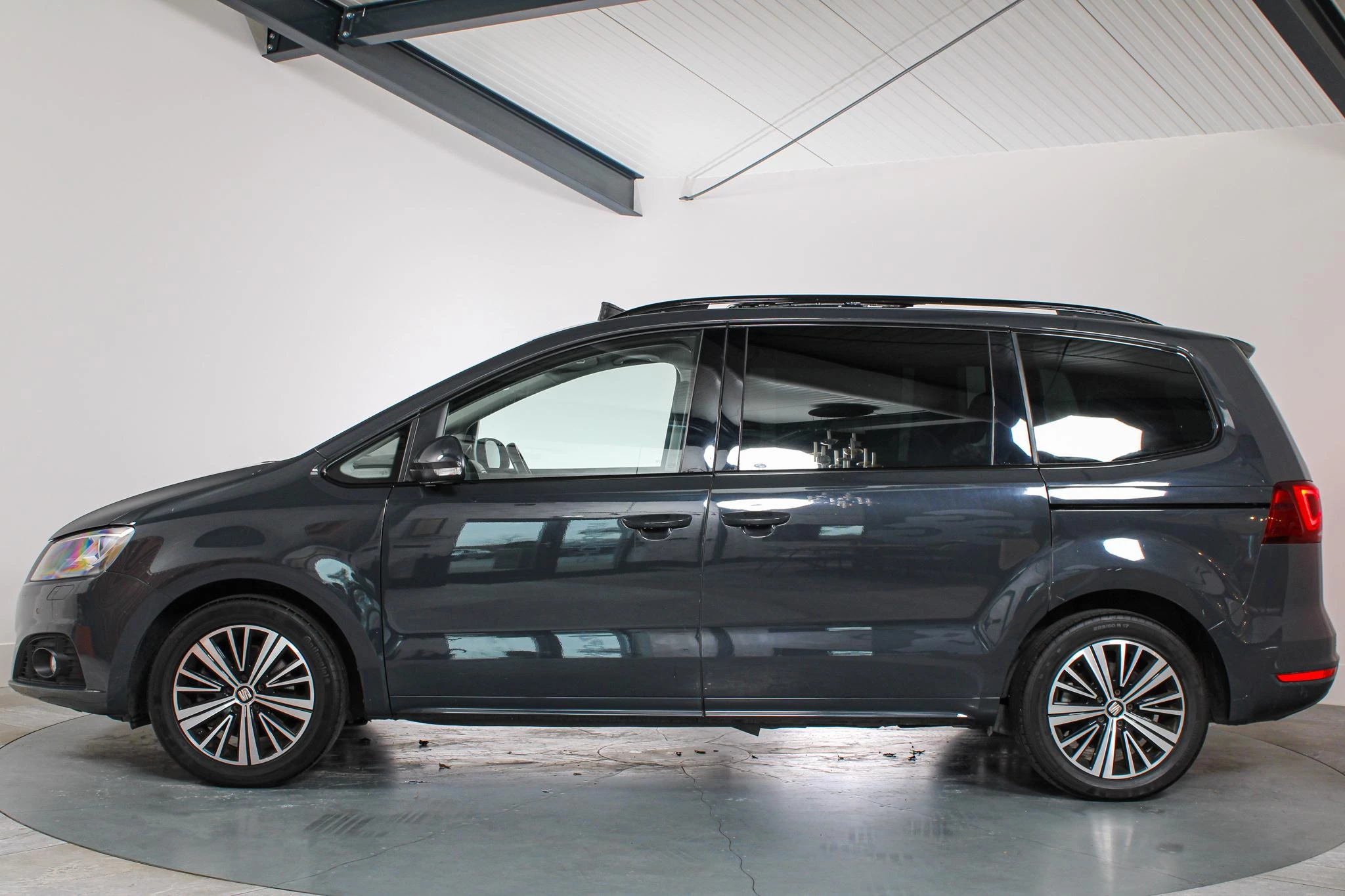 Hoofdafbeelding SEAT Alhambra