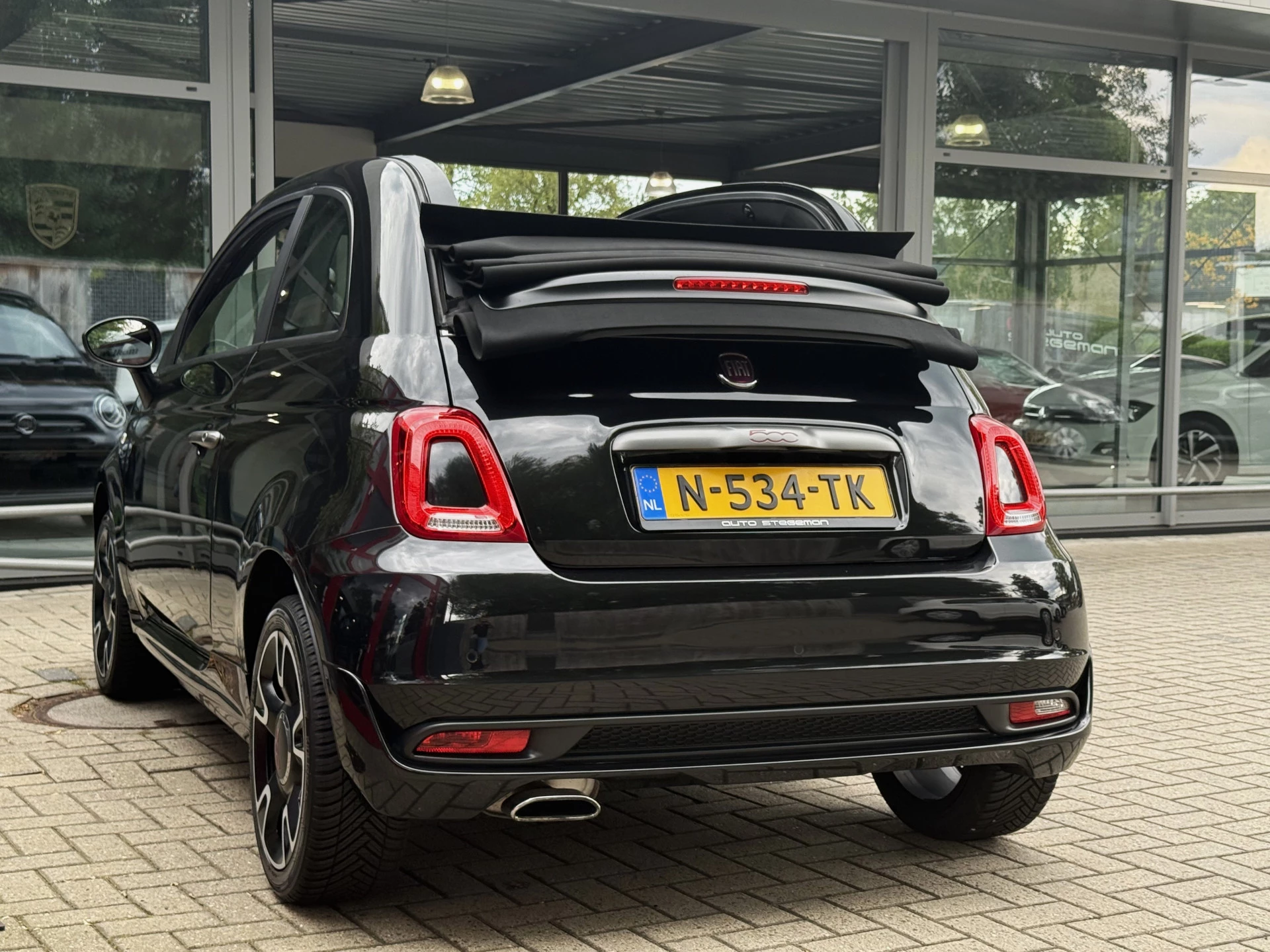 Hoofdafbeelding Fiat 500C