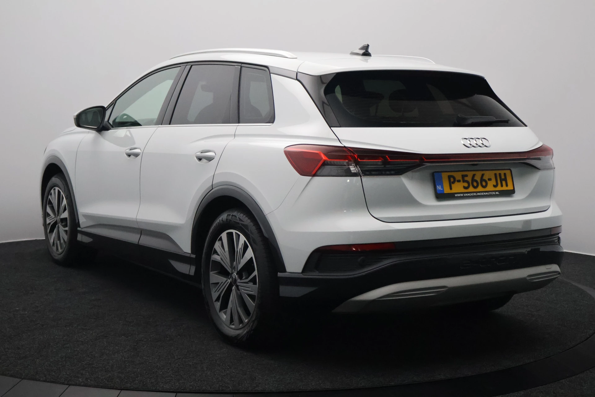 Hoofdafbeelding Audi Q4 e-tron