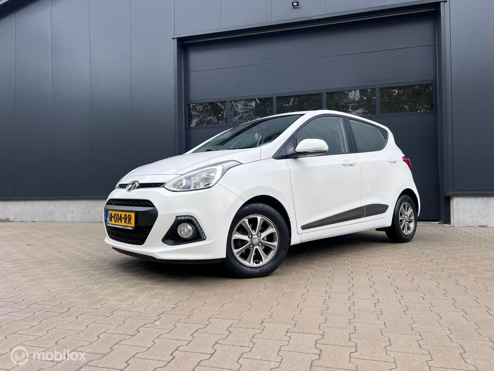 Hoofdafbeelding Hyundai i10