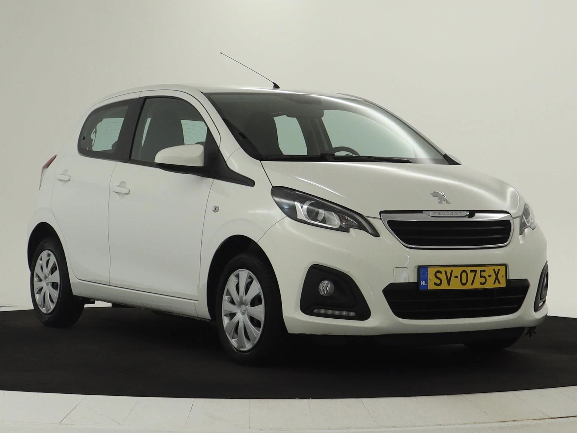 Hoofdafbeelding Peugeot 108