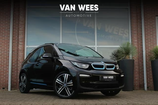 Hoofdafbeelding BMW i3 ➡️ BMW i3 Executive Edition 120Ah 42 kWh | Dakraam | 1e eigenaar | Camera | LED | 20 inch | Stoelverwarming | Harman-Kardon | Navi | NAP | inc BTW