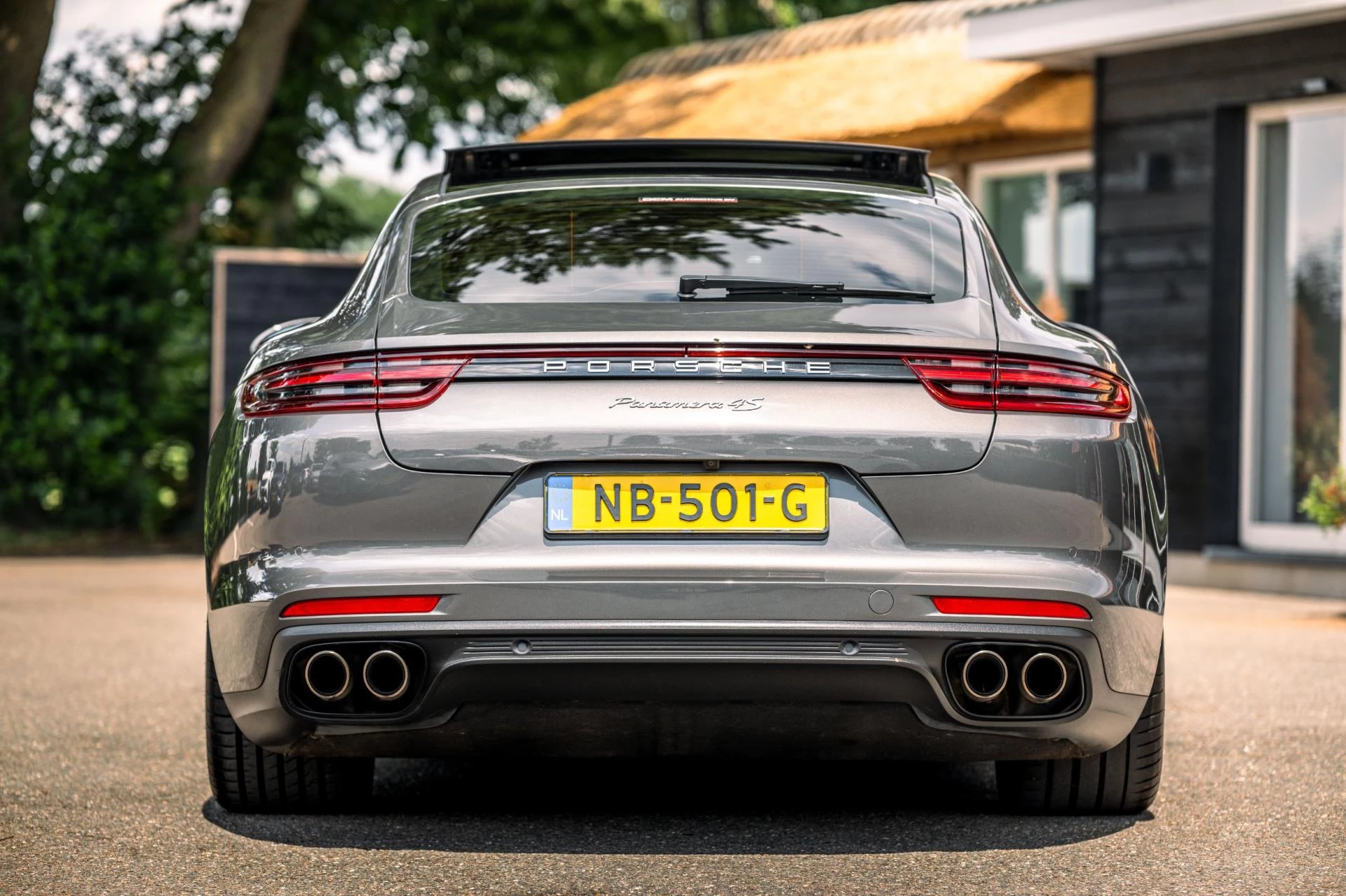 Hoofdafbeelding Porsche Panamera