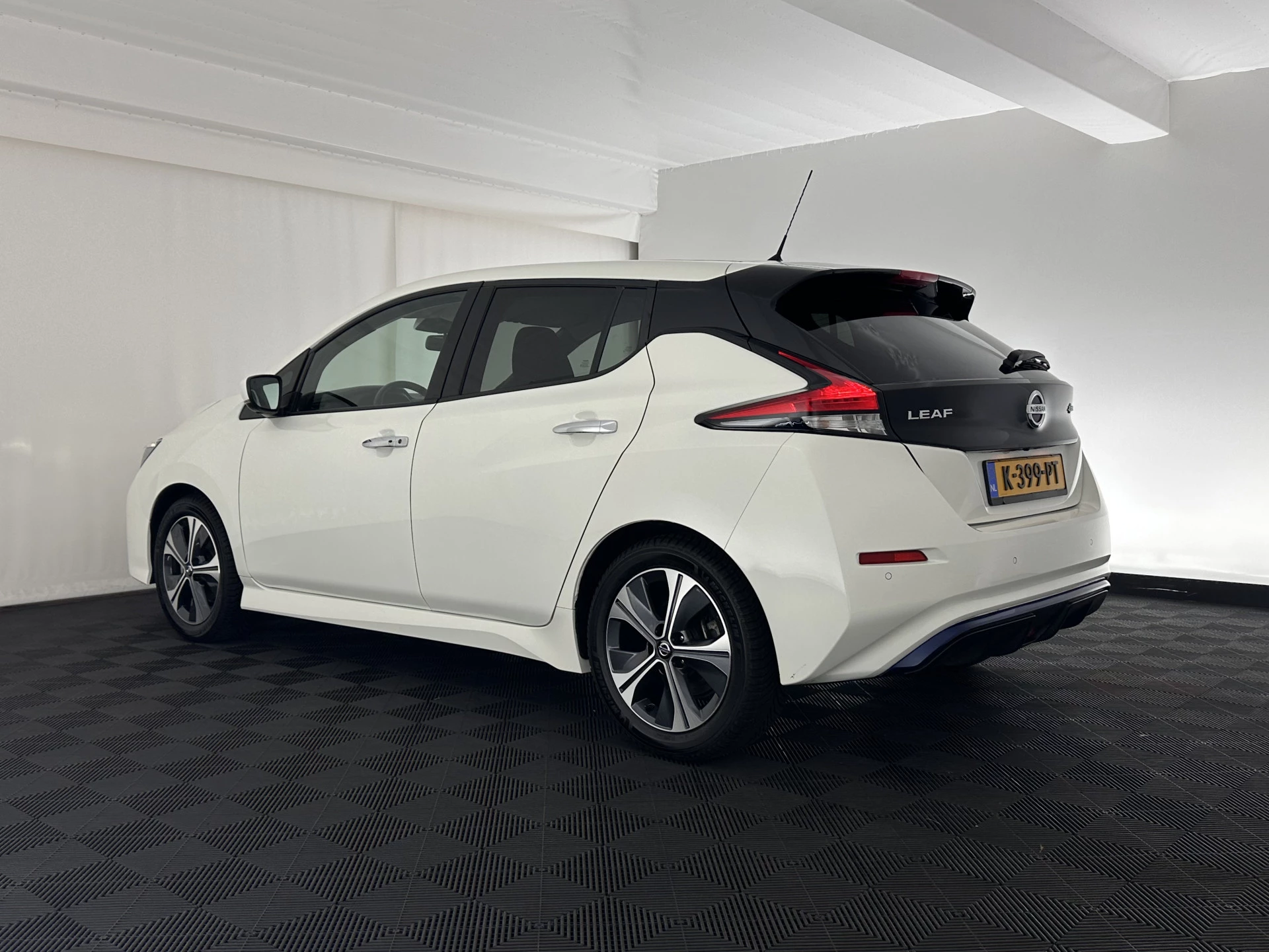 Hoofdafbeelding Nissan Leaf