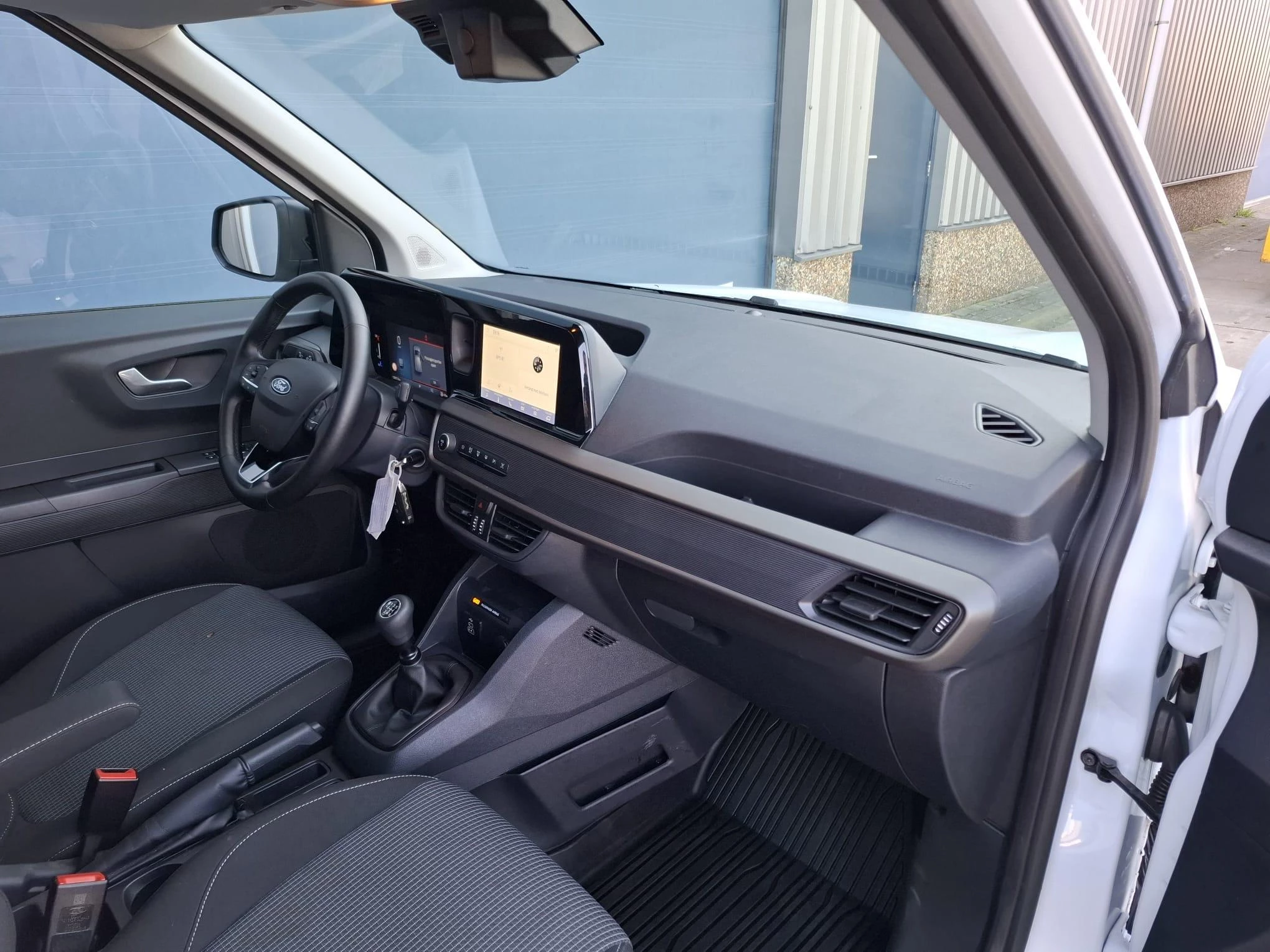 Hoofdafbeelding Ford Transit Courier