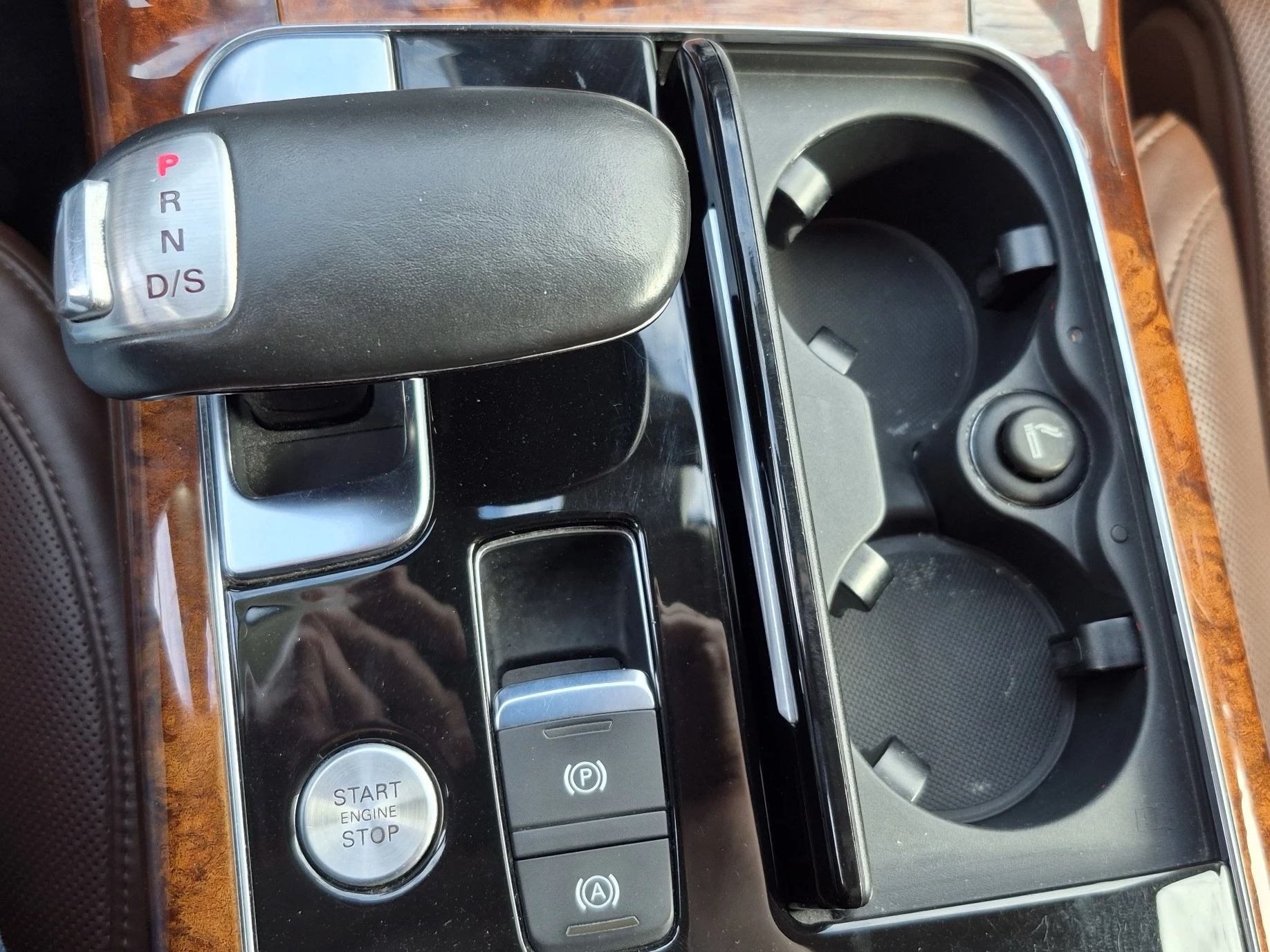 Hoofdafbeelding Audi A8