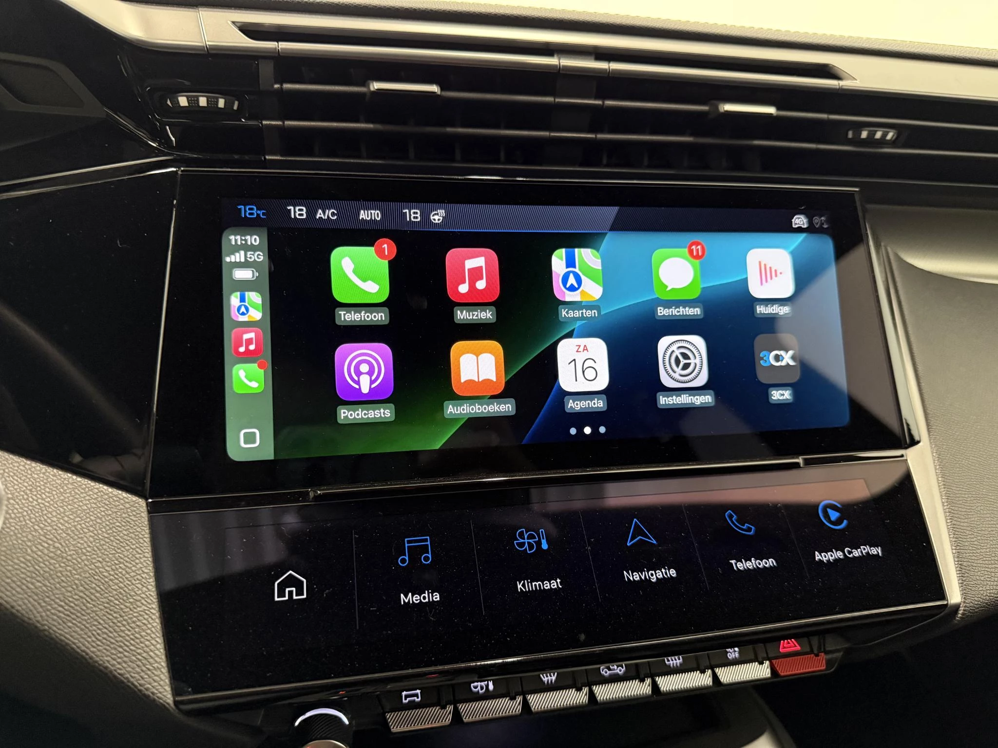 Hoofdafbeelding Peugeot 408