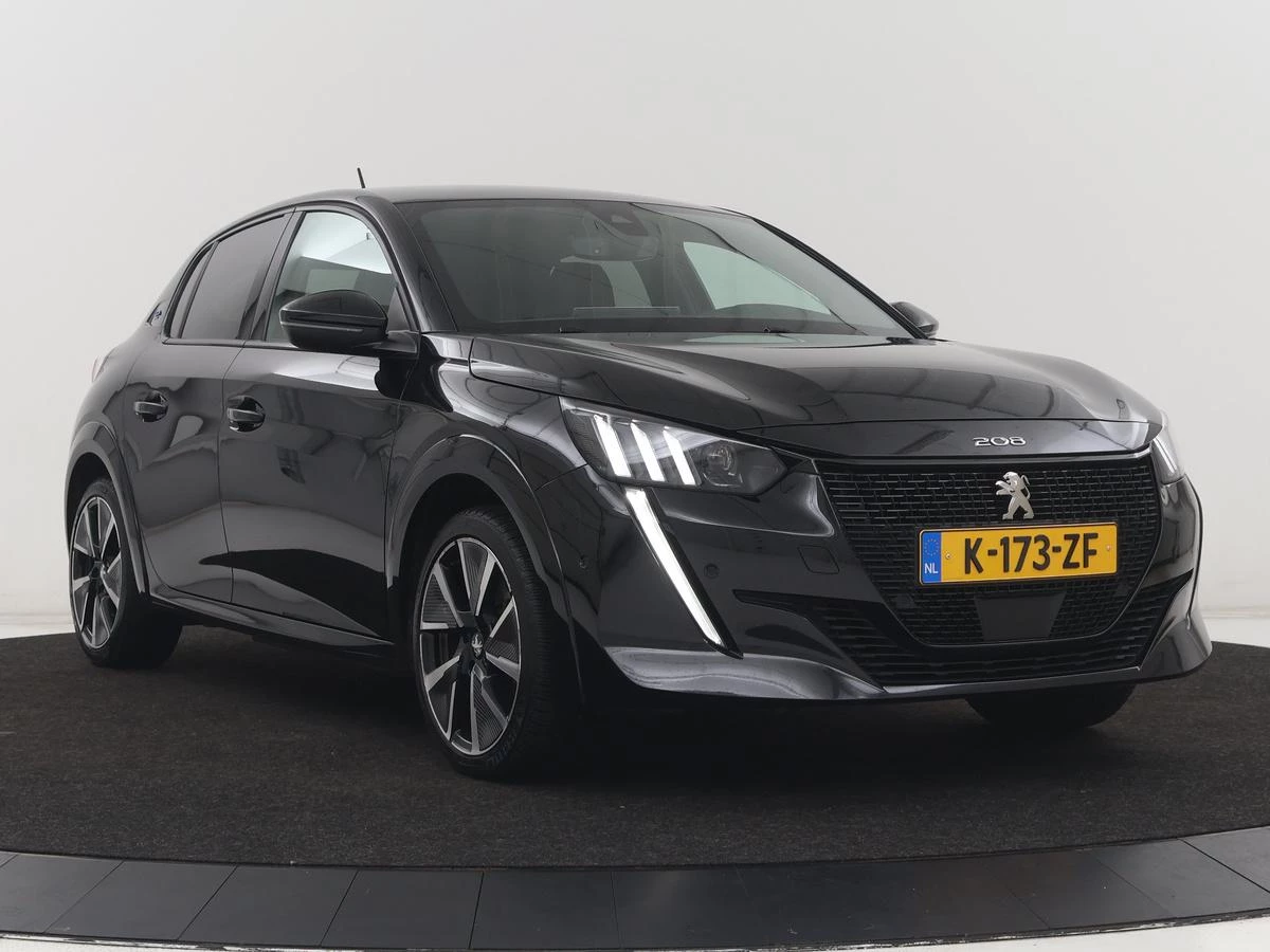 Hoofdafbeelding Peugeot e-208